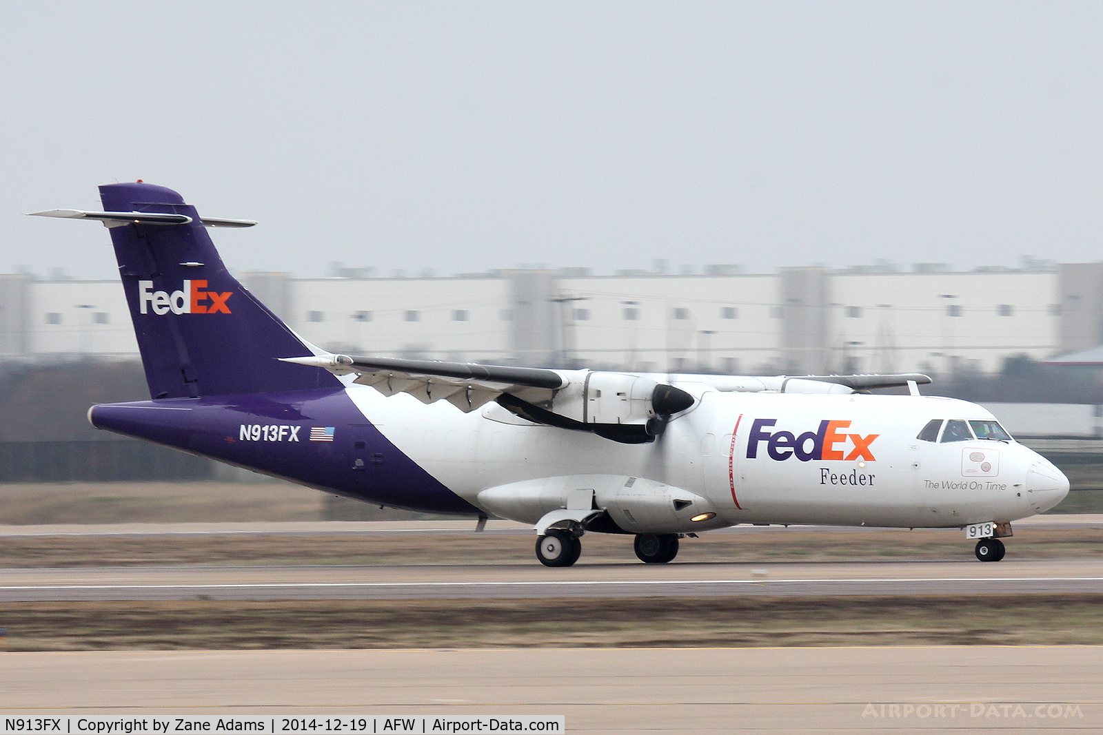 N913FX, 1991 ATR 42-300 C/N 250, Landing at Alliance Airport - Fort Worth, TX
