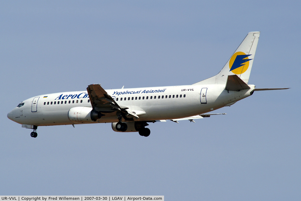 UR-VVL, Boeing 737-448 C/N 25052/2036, UKRAINIAN