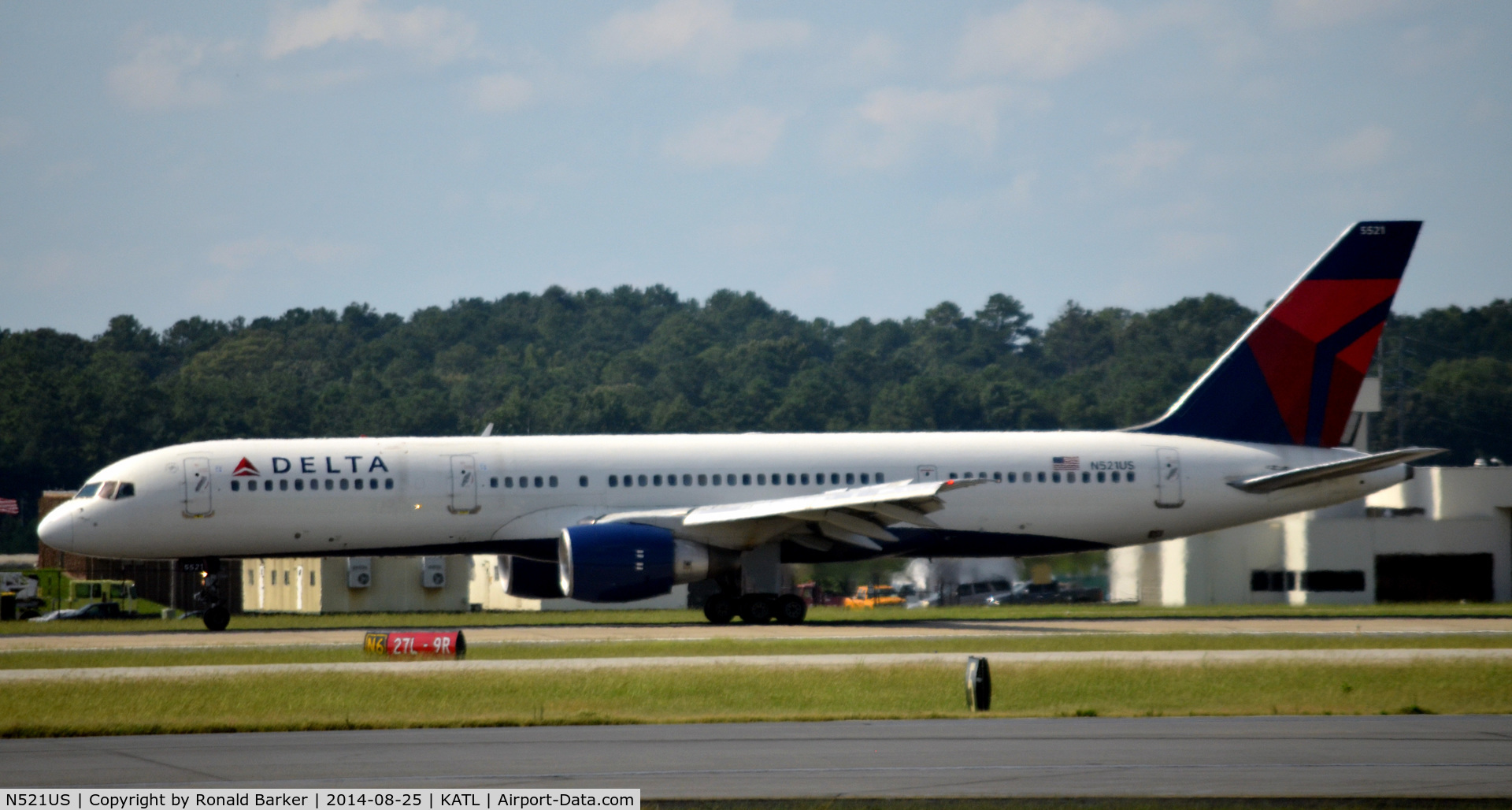 N521US, 1986 Boeing 757-251 C/N 23209, Landing Atlanta