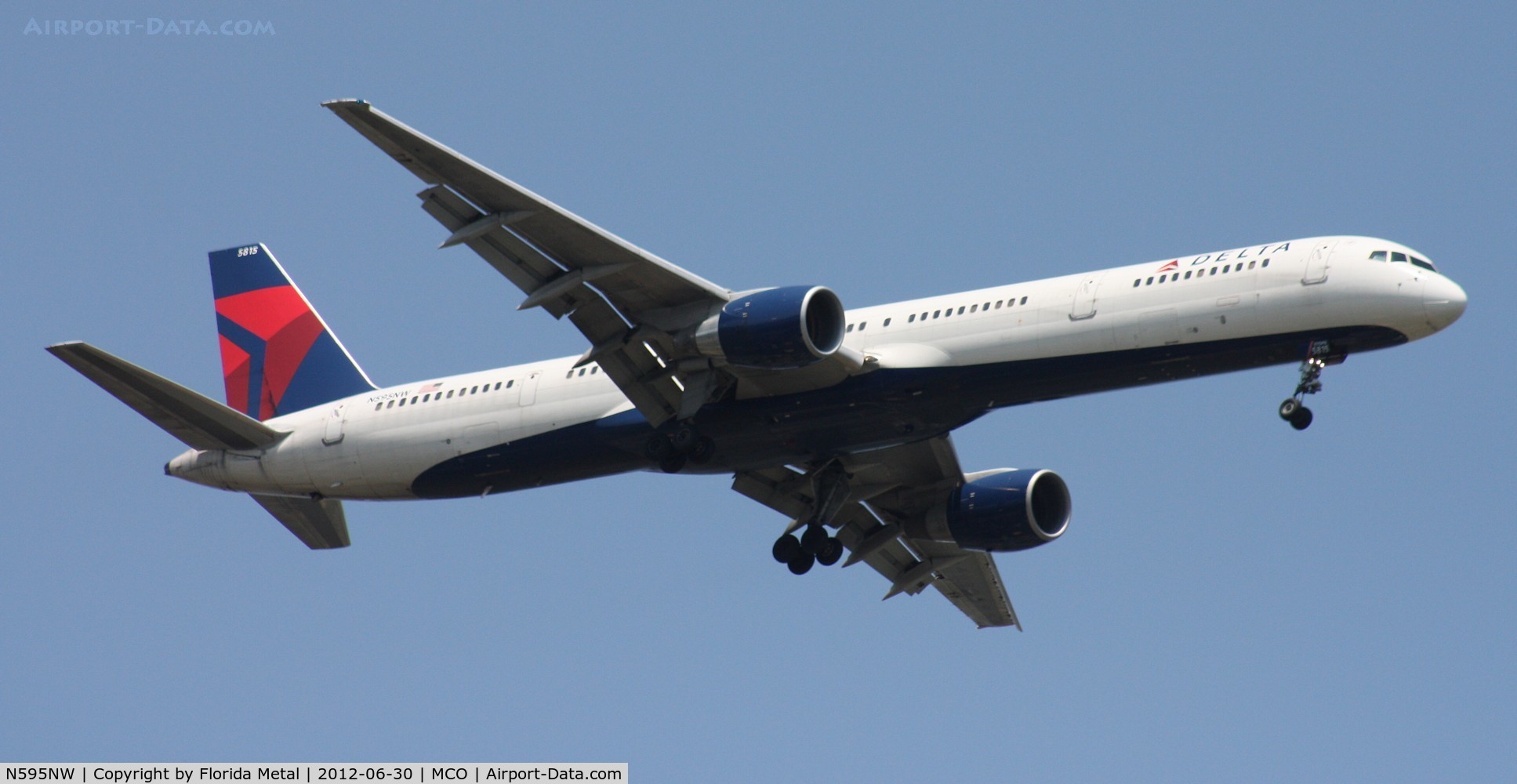 N595NW, 2003 Boeing 757-351 C/N 32995, Delta