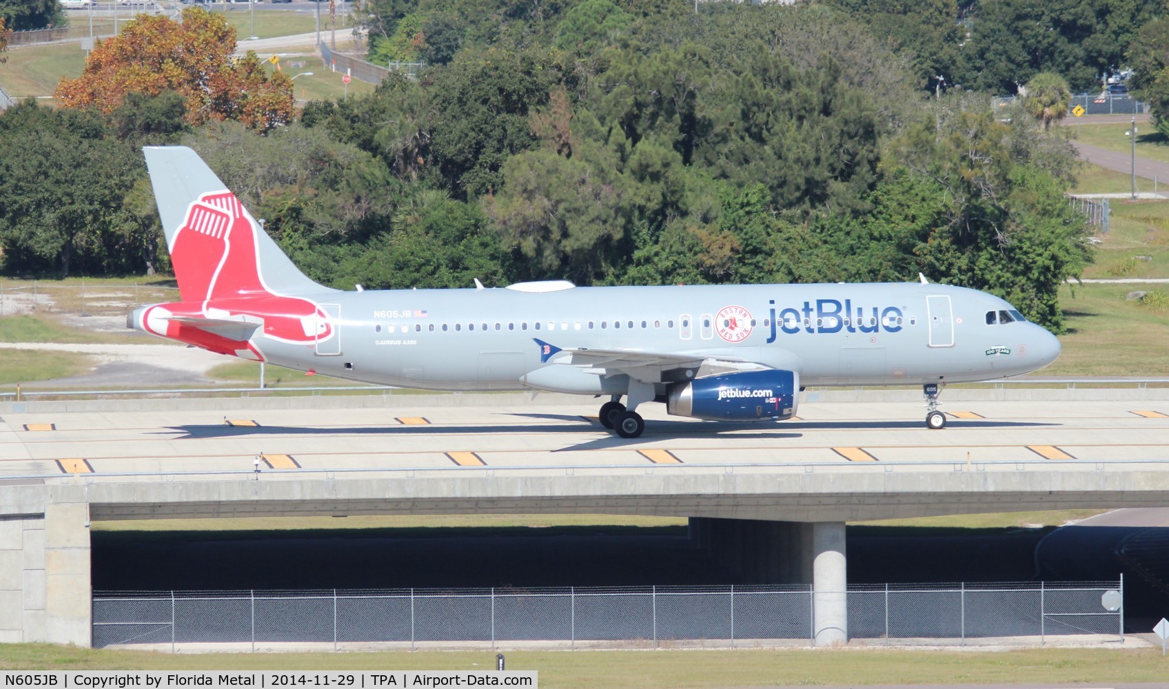 N605JB, 2005 Airbus A320-232 C/N 2368, Boston Red Sox