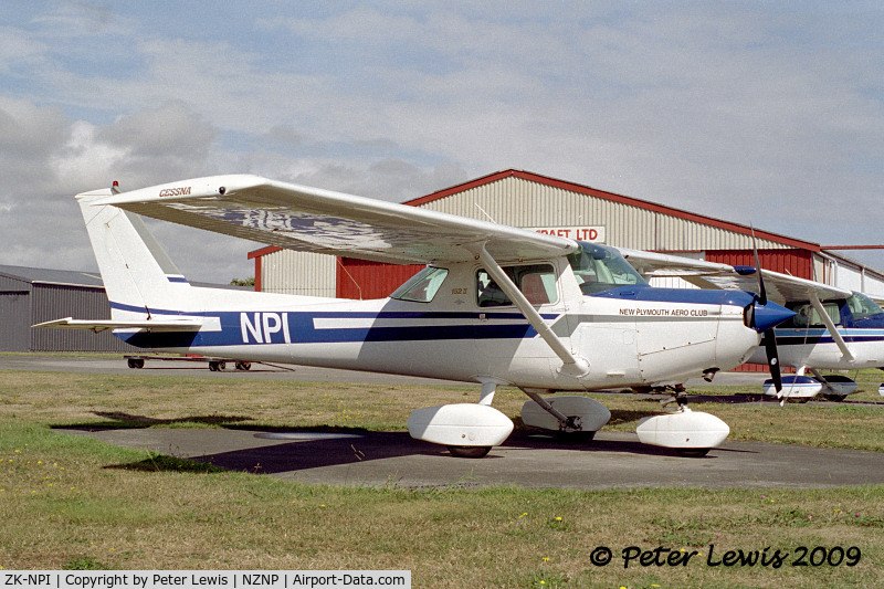 ZK-NPI, Reims F152 C/N 1863, New Plymouth AC  2003