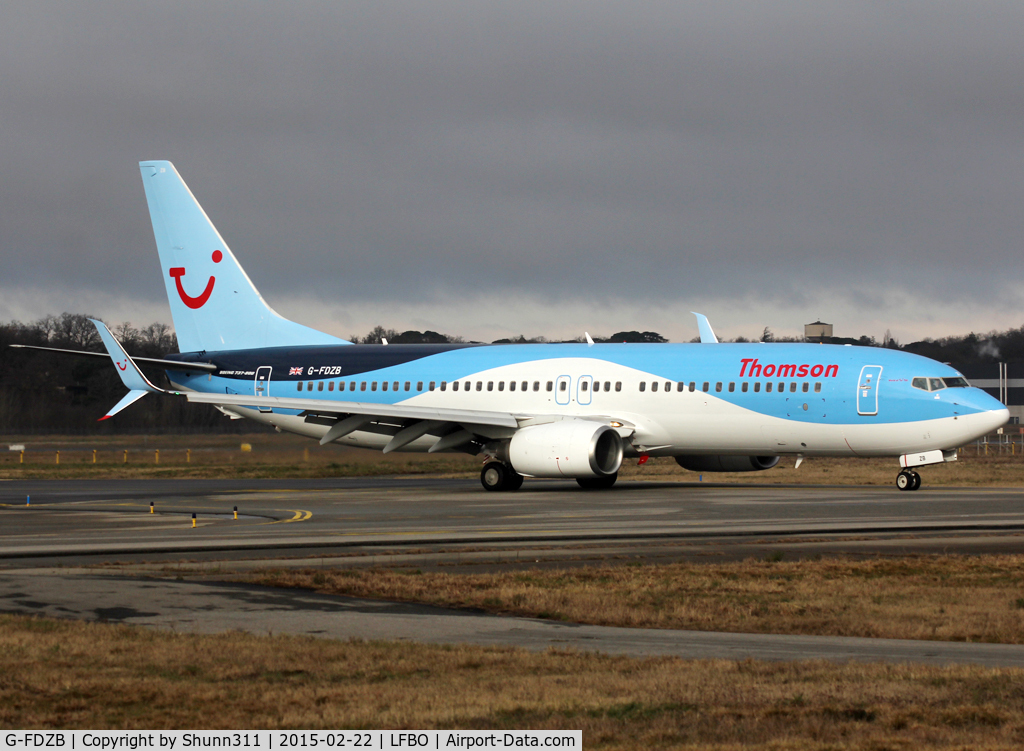 G-FDZB, 2007 Boeing 737-8K5 C/N 35131, Taxiing to the Terminal in new c/s and with scimitar winglet equipment fitted...
