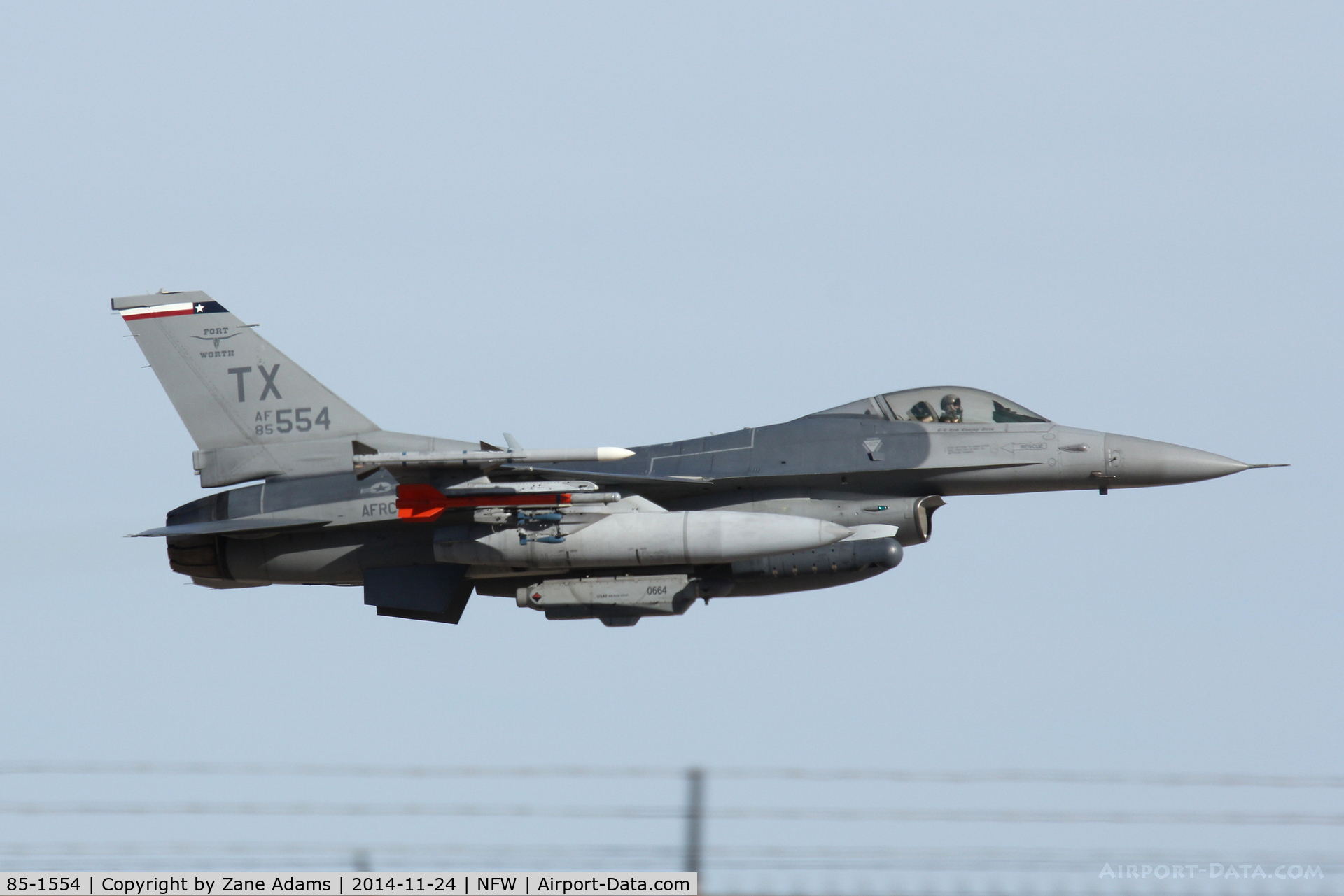 85-1554, 1985 General Dynamics F-16C Fighting Falcon C/N 5C-296, Departing NAS Fort Worth
