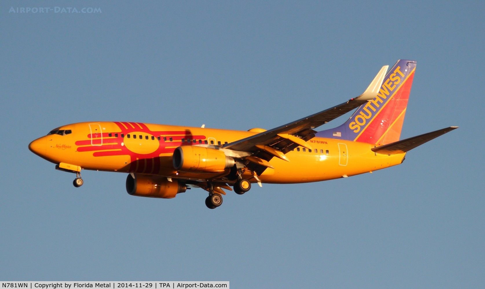 N781WN, 2000 Boeing 737-7H4 C/N 30601, New Mexico One