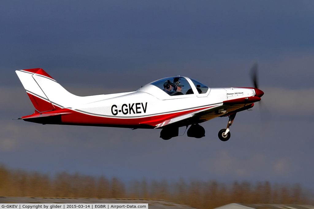 G-GKEV, 2010 Alpi Aviation Pioneer 300 Hawk C/N LAA 330A-14965, Gear retracting