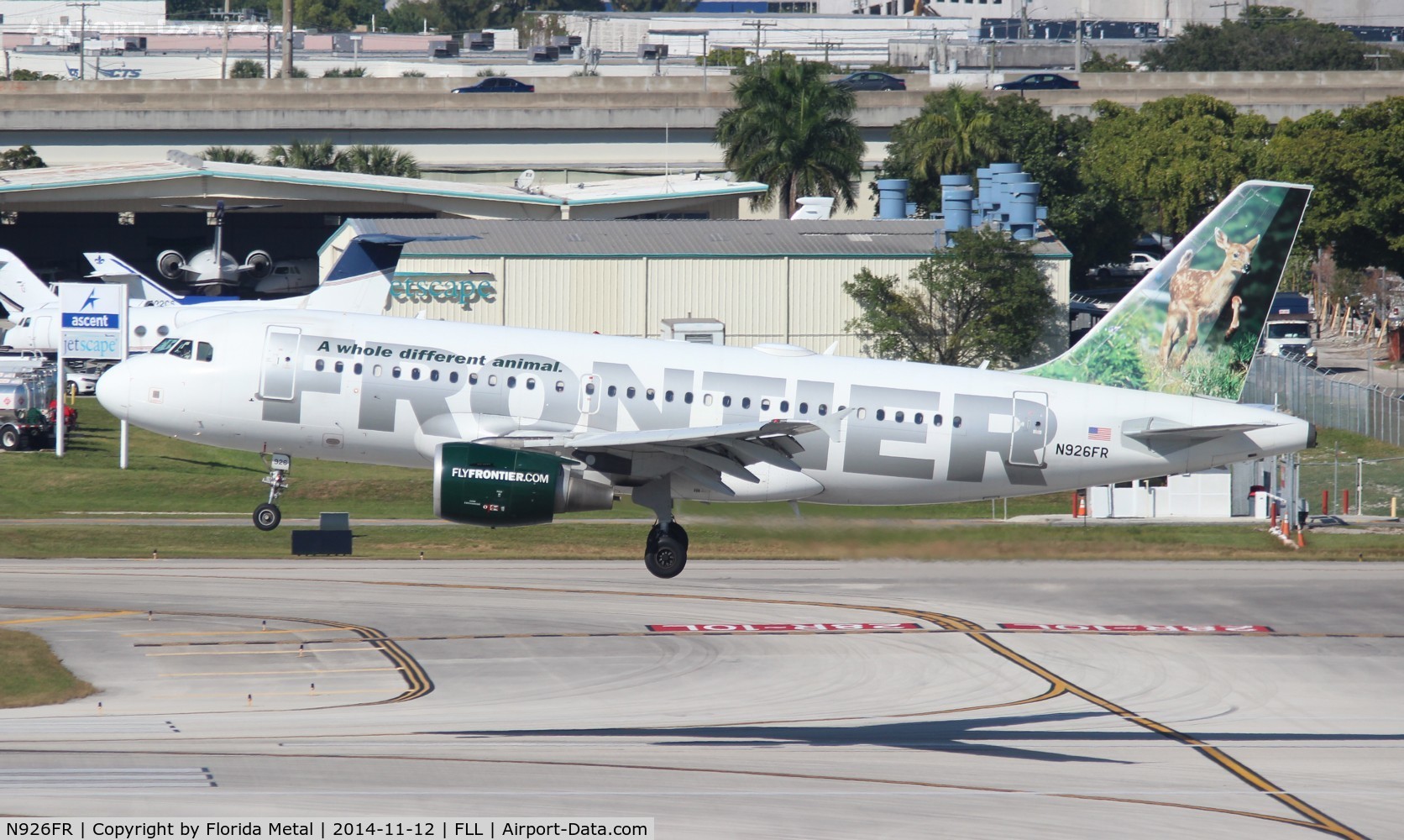 N926FR, 2004 Airbus A319-111 C/N 2198, Frontier Domino the Deer Fawn A319