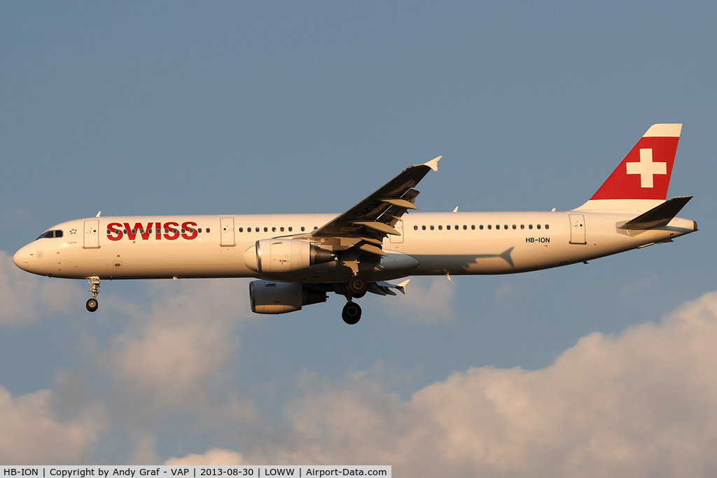HB-ION, 2013 Airbus A321-212 C/N 5567, SWISS A321