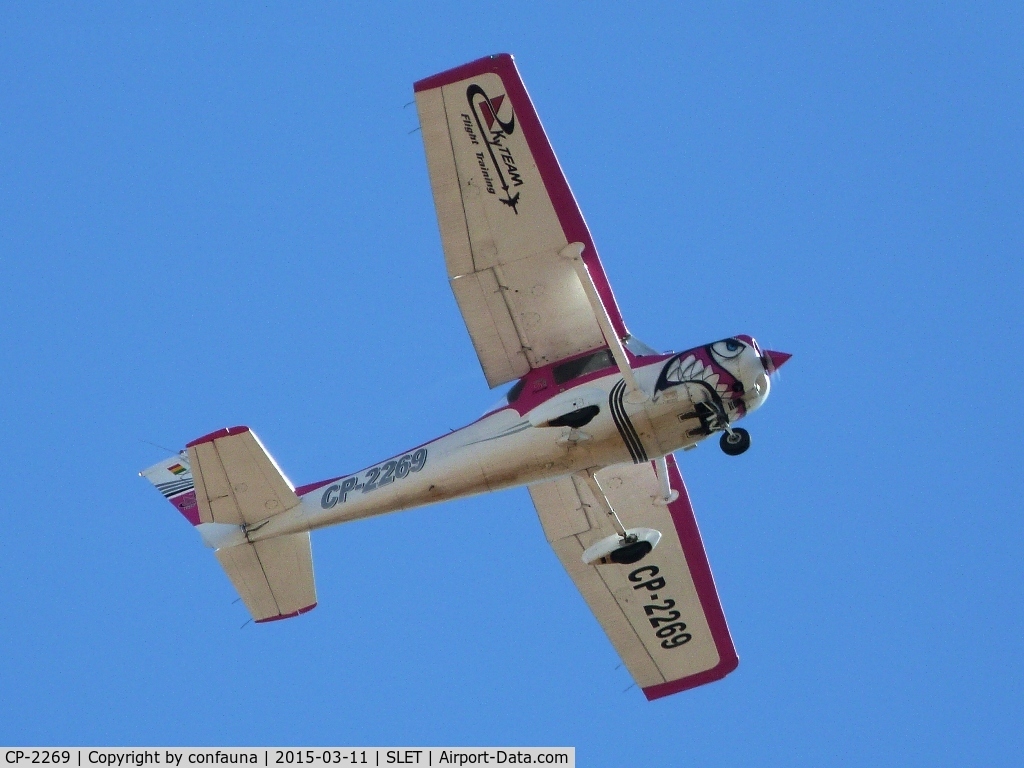 CP-2269, Cessna 152 C/N 152-82570, Skyteam trainer with the new paint