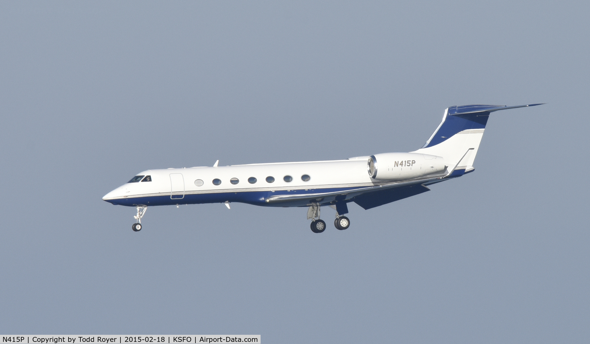 N415P, 2011 Gulfstream Aerospace GV-SP (G550) C/N 5312, Landing at SFO