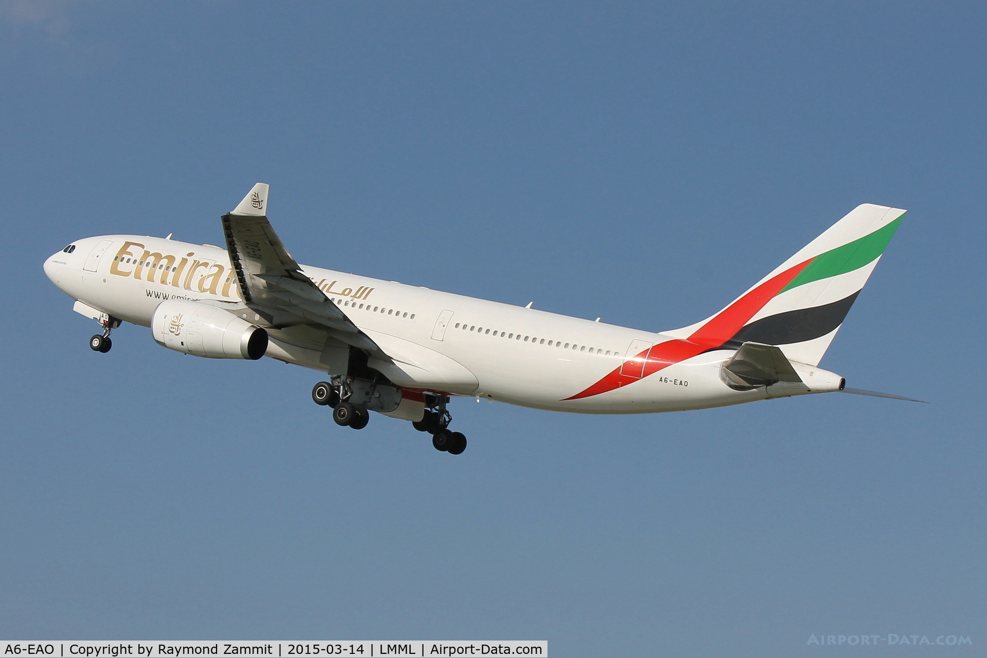 A6-EAO, 2003 Airbus A330-243 C/N 525, A330 A6-EAO Emirates Airlines
