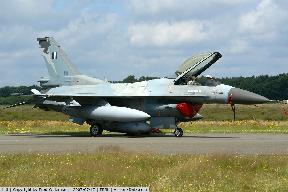 113, Lockheed Martin F-16C Fighting Falcon C/N 2Y-4, 330MIRA