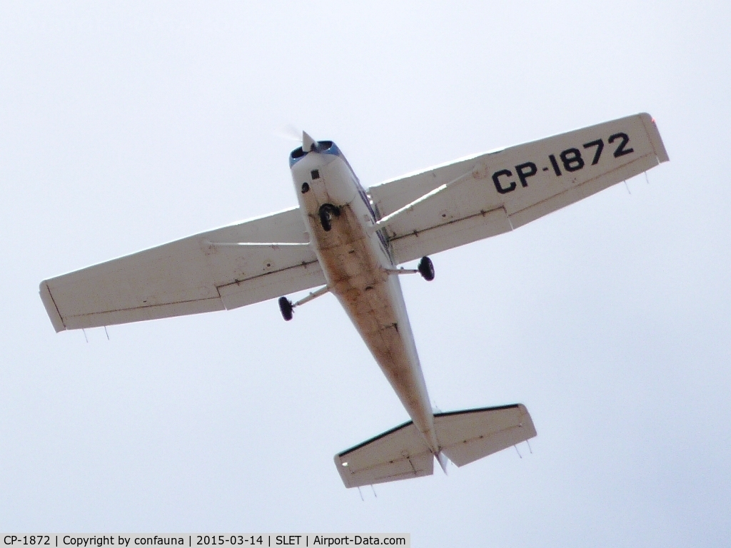 CP-1872, 1982 Cessna 172P C/N 17275555, Over Santa Cruz city