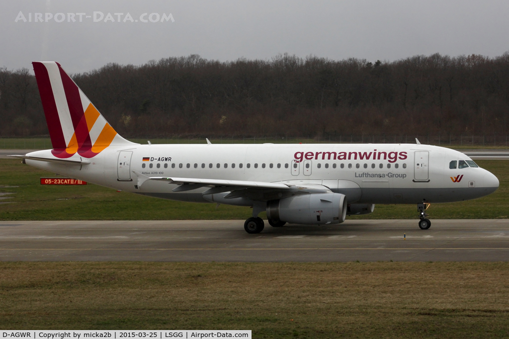 D-AGWR, 2010 Airbus A319-132 C/N 4285, Taxiing
