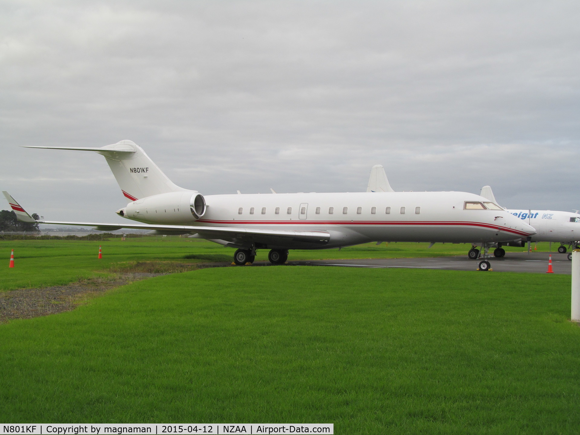 N801KF, 2000 Bombardier BD-700-1A10 Global Express C/N 9073, regular visitor to NZ - back again
