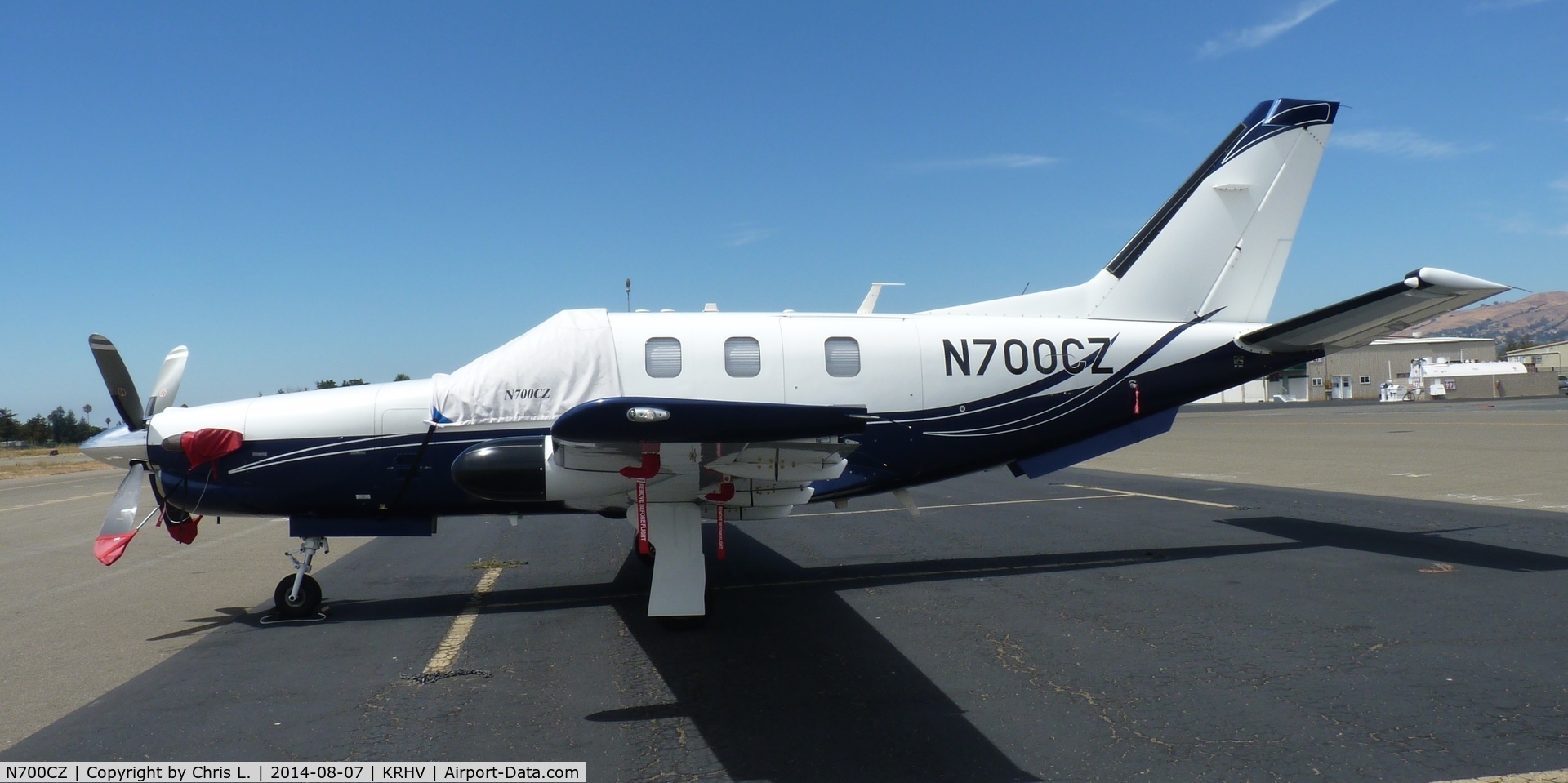 N700CZ, 2004 Socata TBM-700 C/N 301, A rare transient 2004 TBM 700 sitting on the transient ramp at Reid Hillview. The owners just bought a new TBM 850.