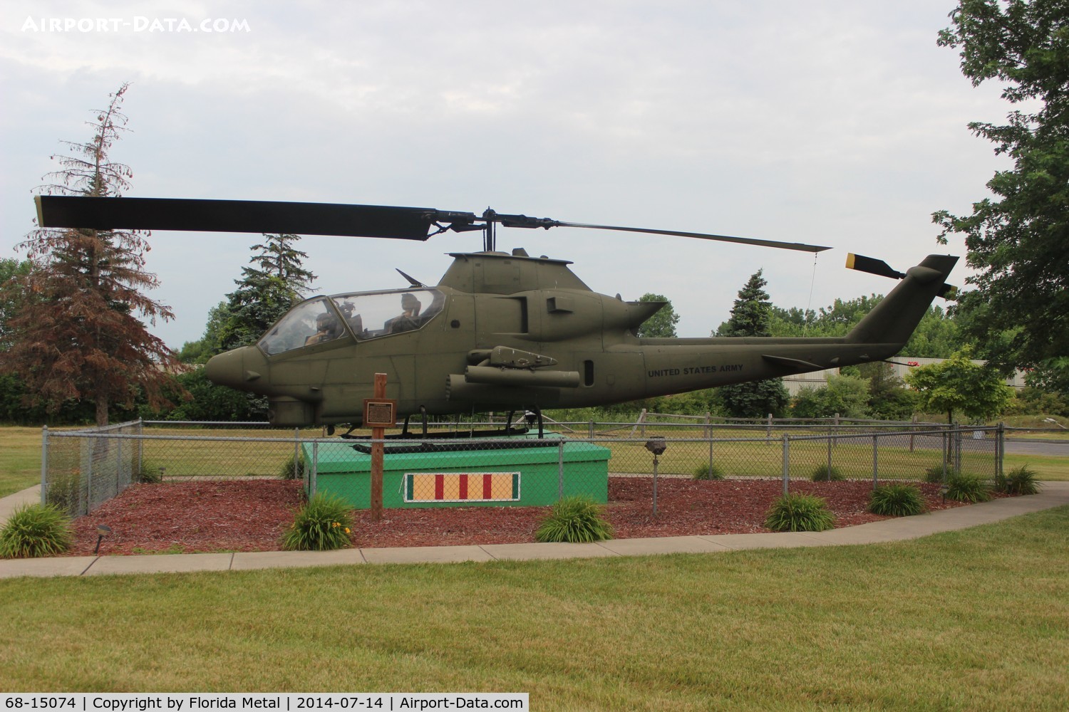 68-15074, 1968 Bell AH-1G Cobra C/N 20608, AH-1G in Monroe MI