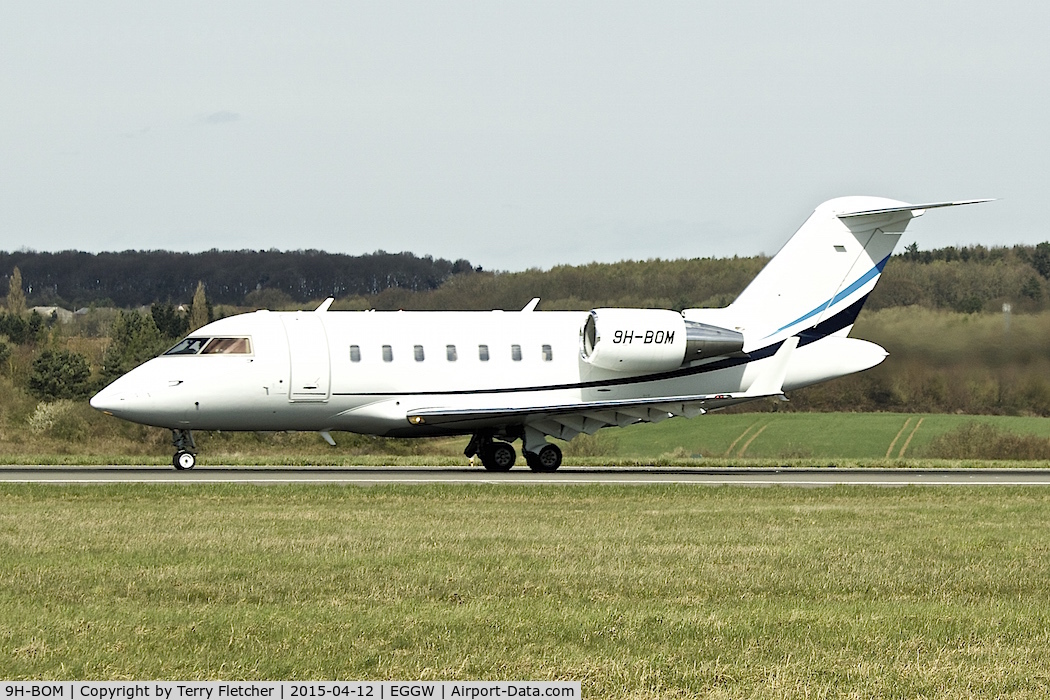 9H-BOM, 2009 Bombardier Challenger 605 (CL-600-2B16) C/N 5785, Canadair CL-600-2B16 Challenger 605, c/n: 5785 at Luton