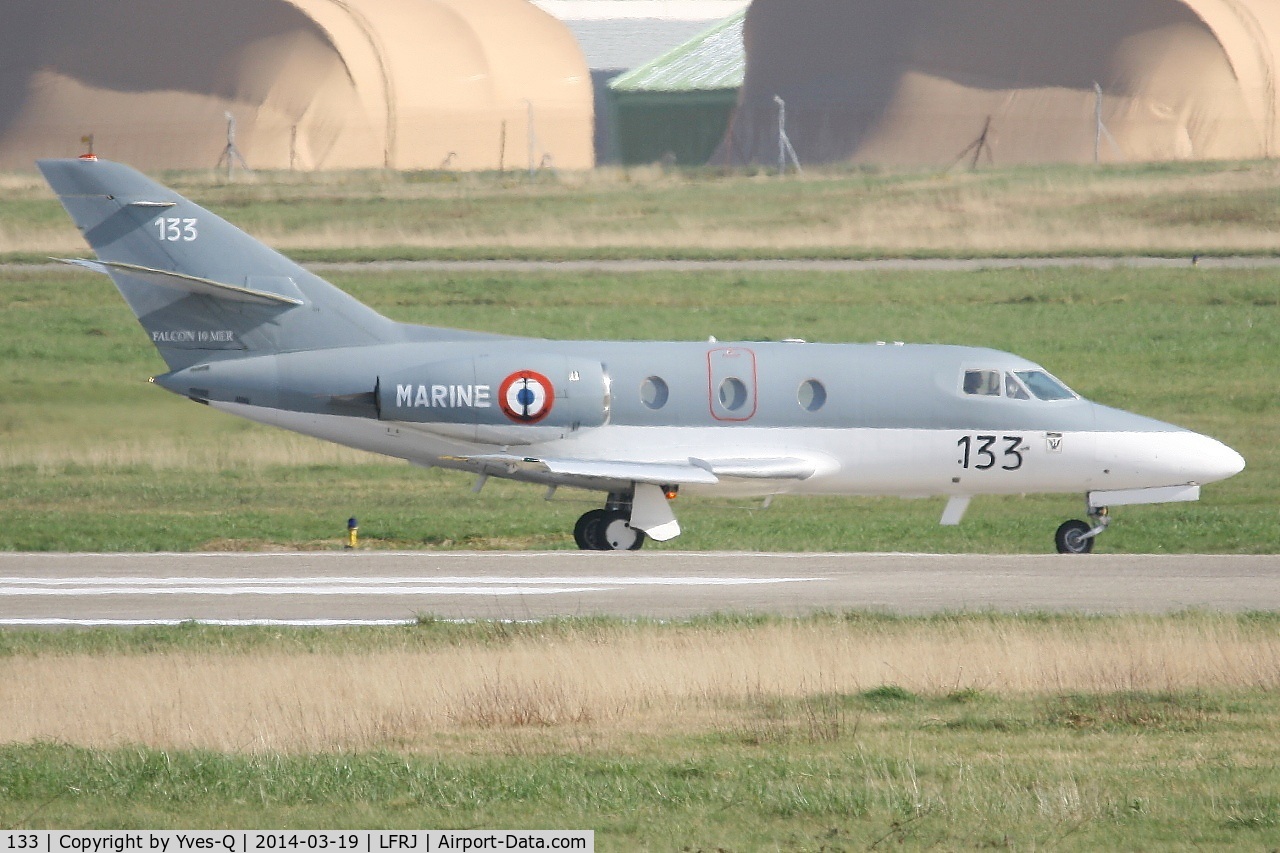 133, 1978 Dassault Falcon 10MER C/N 133, Dassault Falcon 10MER, Taxiing after landing rwy 26, Landivisiau Naval Air Base (LFRJ)