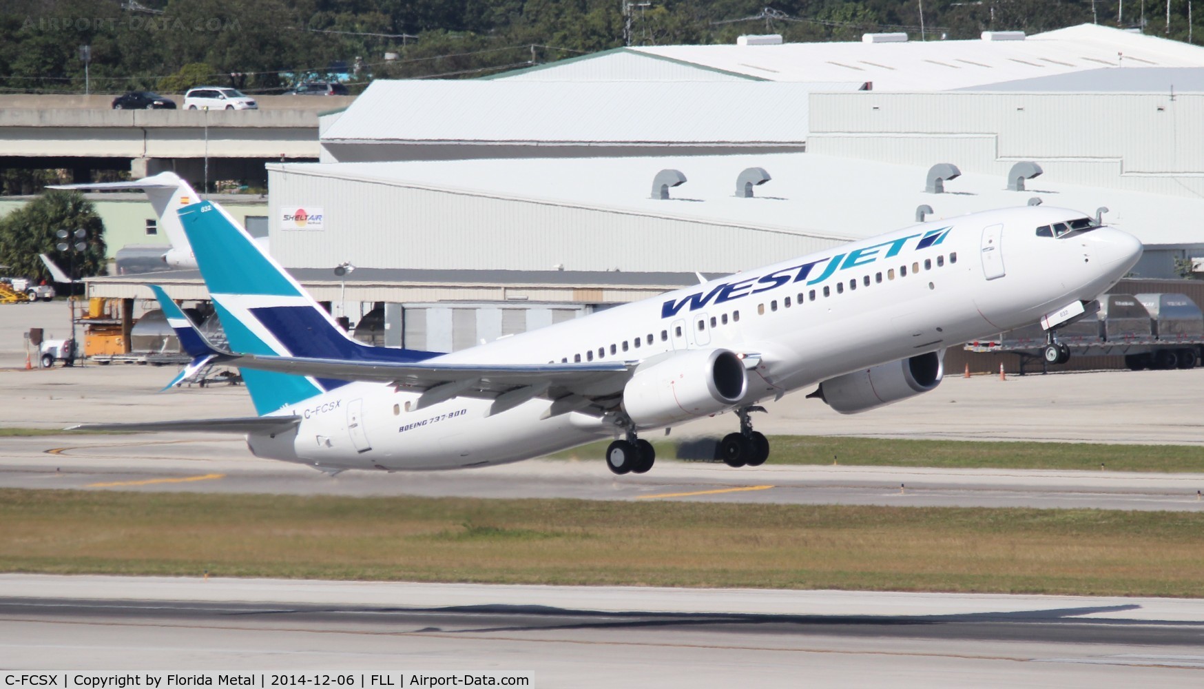 C-FCSX, 2014 Boeing 737-8CT C/N 60126, West Jet