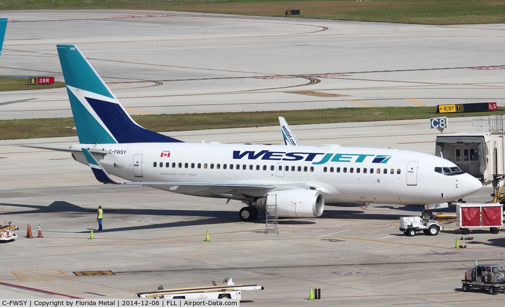 C-FWSY, 2004 Boeing 737-7CT C/N 32762, West Jet