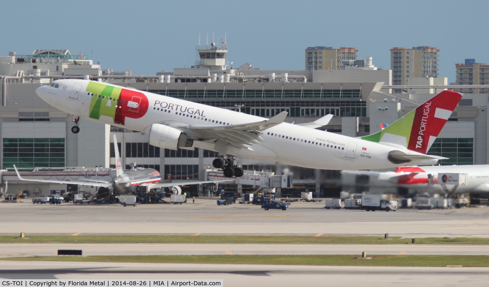 CS-TOI, 1997 Airbus A330-223 C/N 195, TAP Air Portugal