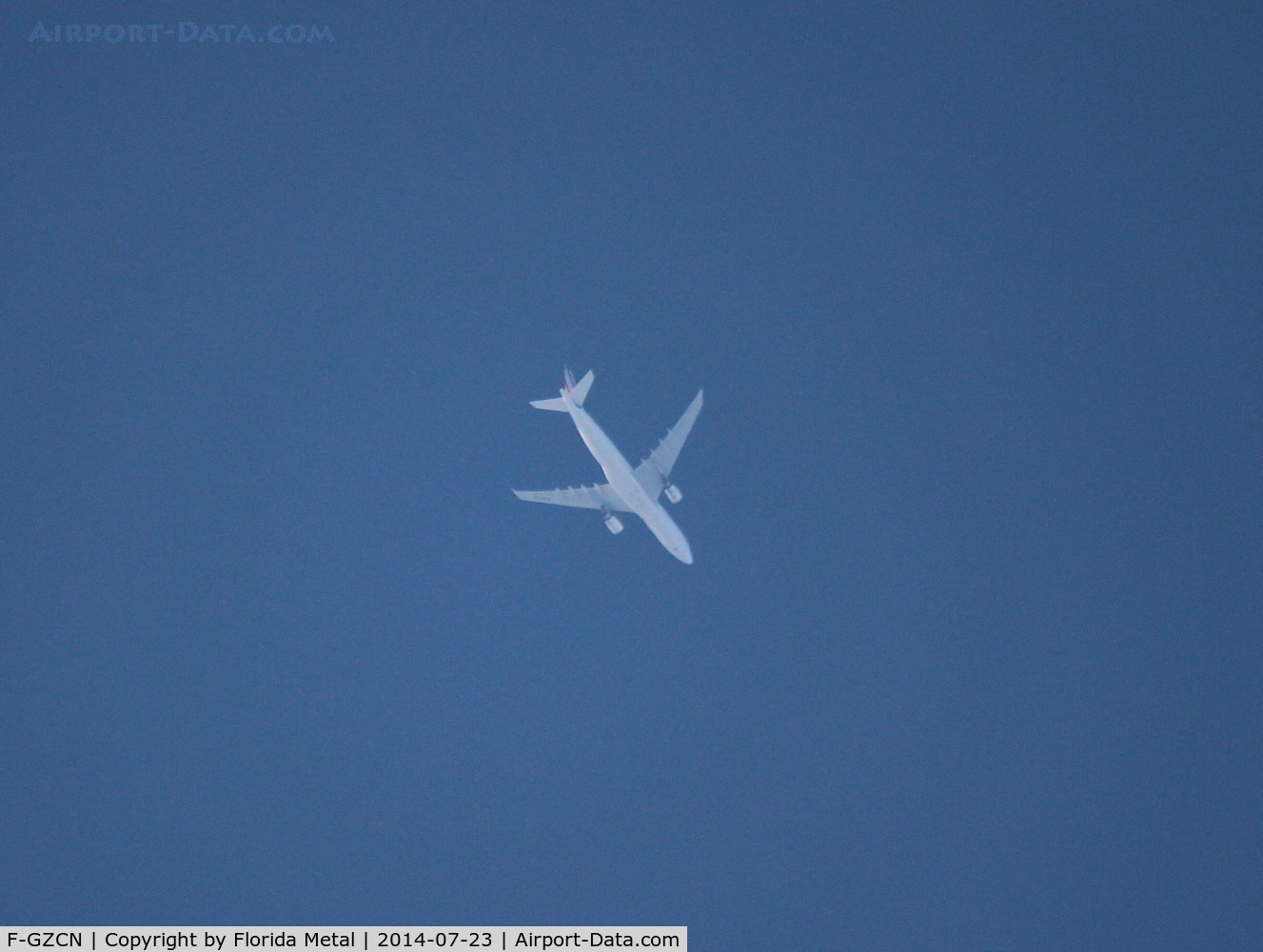 F-GZCN, 2004 Airbus A330-203 C/N 584, Air France A330-200 over Livonia Michigan at 34,000 ft flying ORD-CDG info from flightradar24