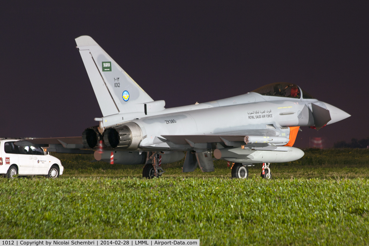 1012, 2013 Eurofighter EF-2000 Typhoon F2 C/N 384/CS022, Night shot at apron 4