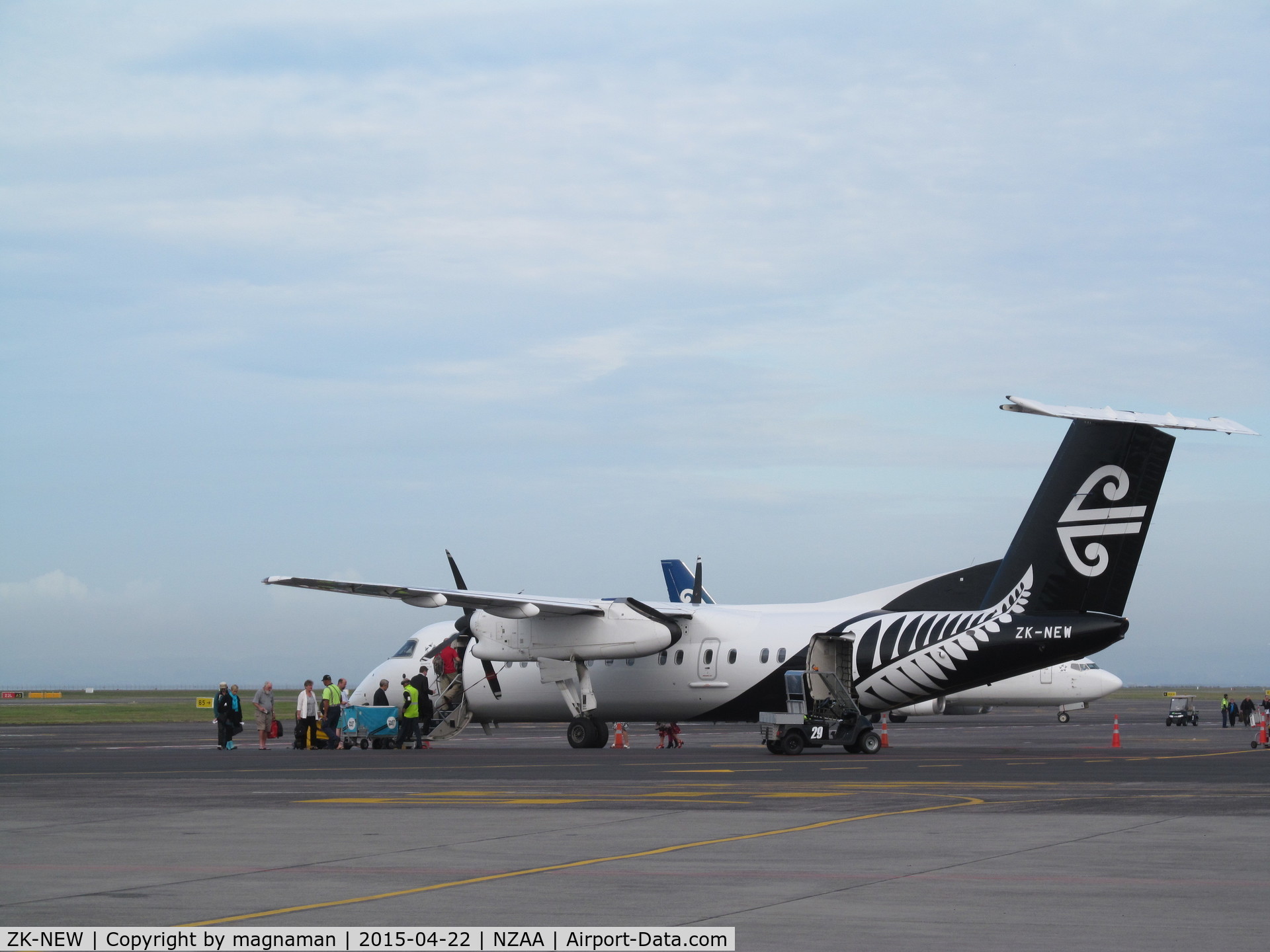 ZK-NEW, 2007 De Havilland Canada DHC-8-311Q Dash 8 C/N 648, in NEW colour scheme!!