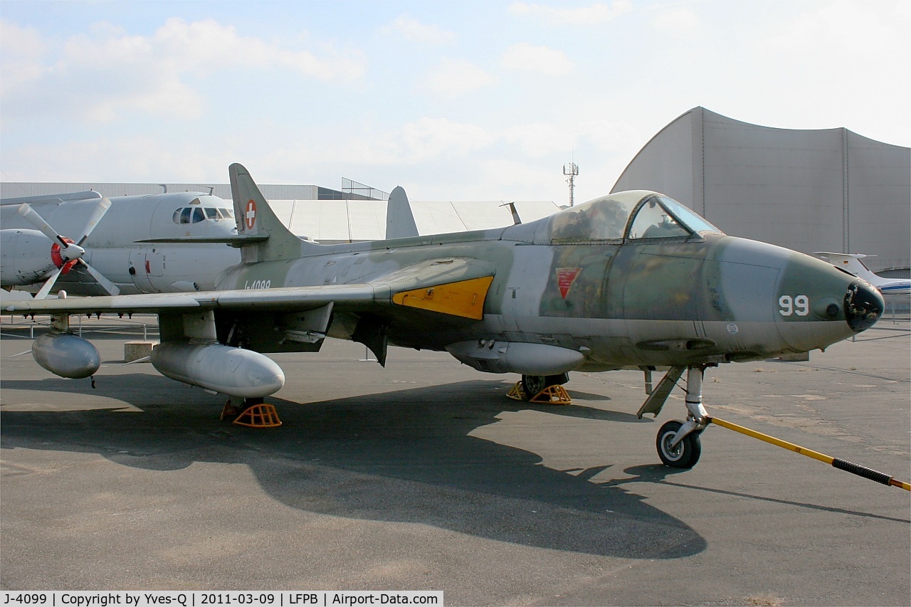 J-4099, 1959 Hawker Hunter F.58 C/N 41H-697466, Hawker Hunter F.58, Air & Space Museum Paris-Le Bourget (LFPB-LBG)