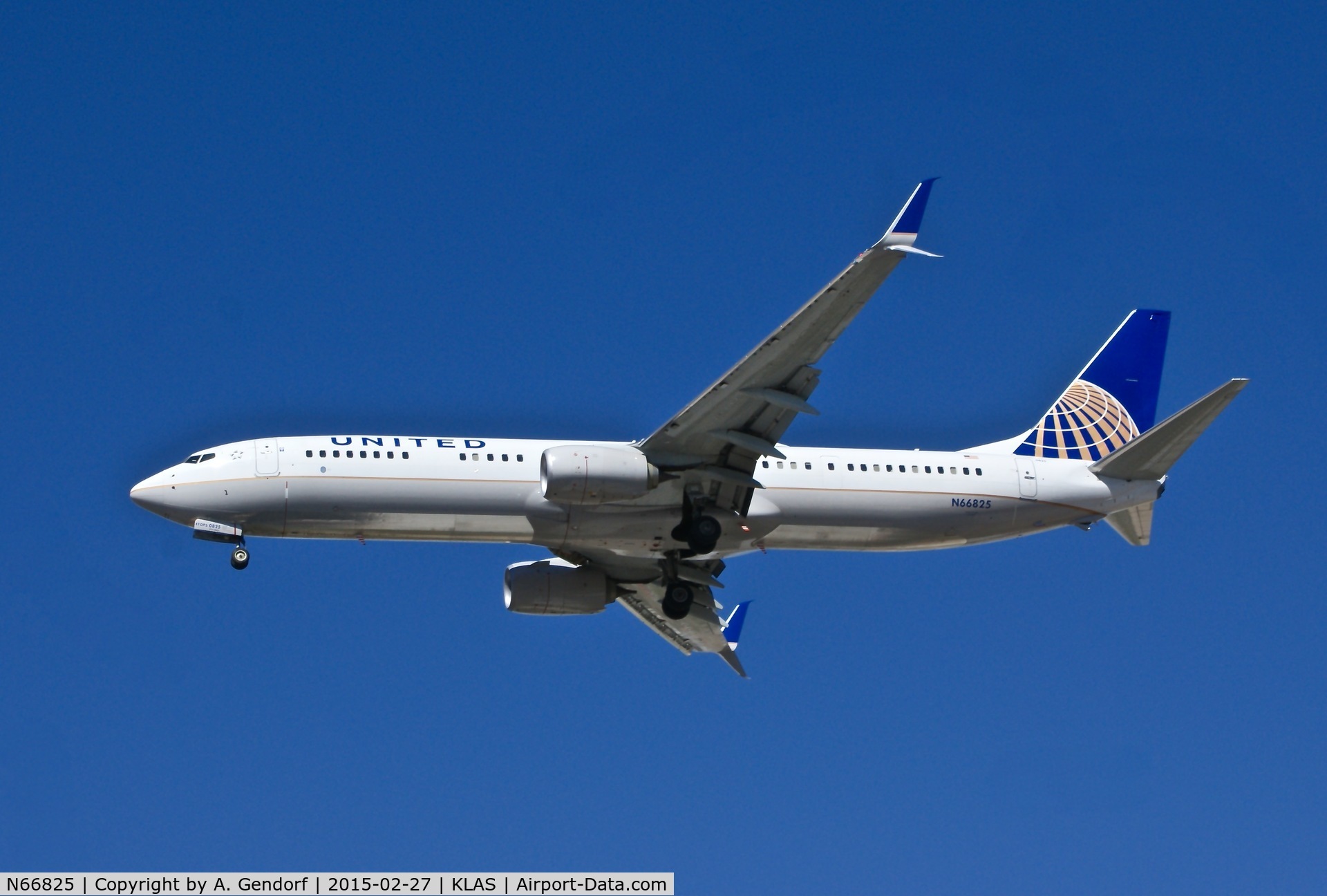 N66825, 2014 Boeing 737-924/ER C/N 42748, United, is here landing at Las Vegas Int'l(KLAS)