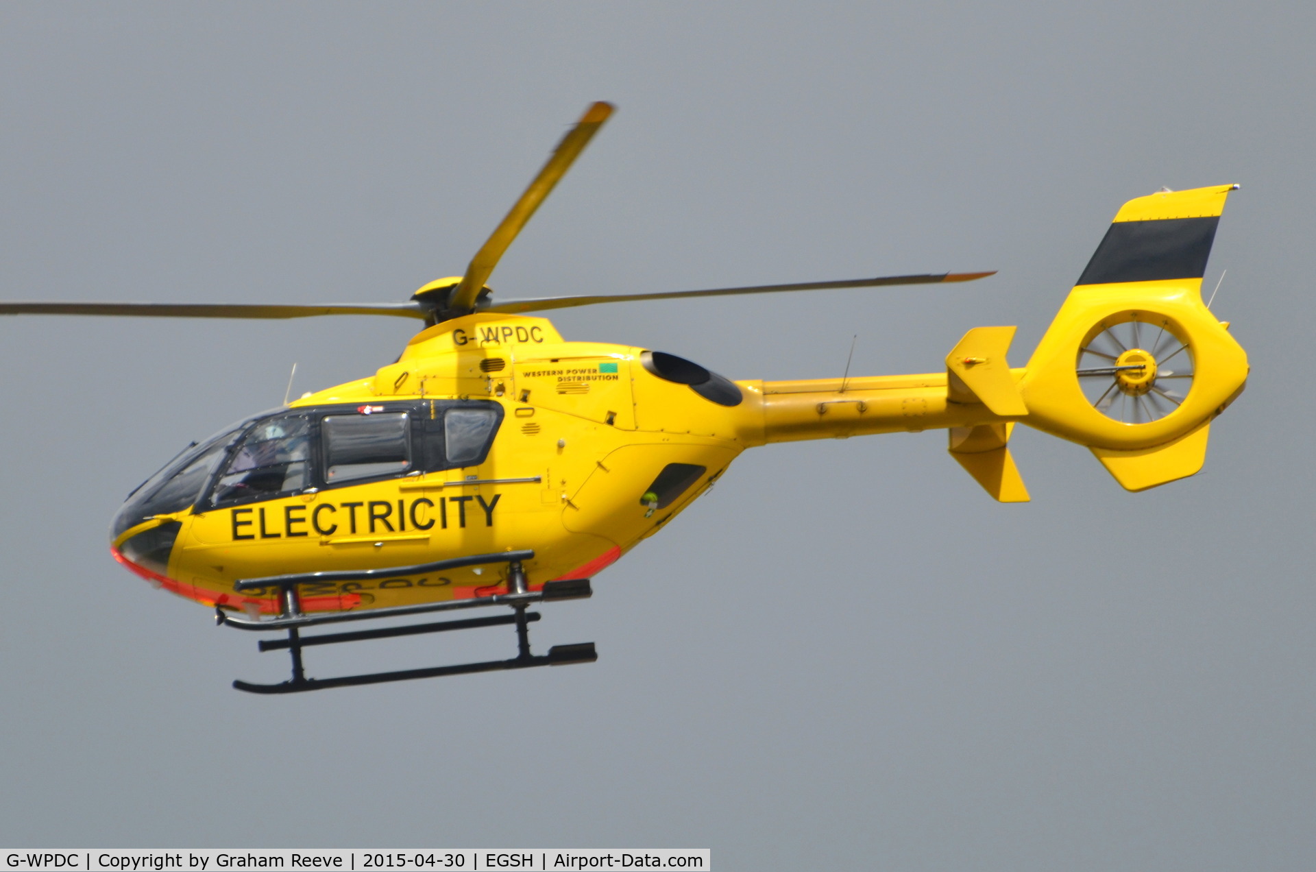 G-WPDC, 1999 Eurocopter EC-135P-1 C/N 0090, On final's to Norwich.