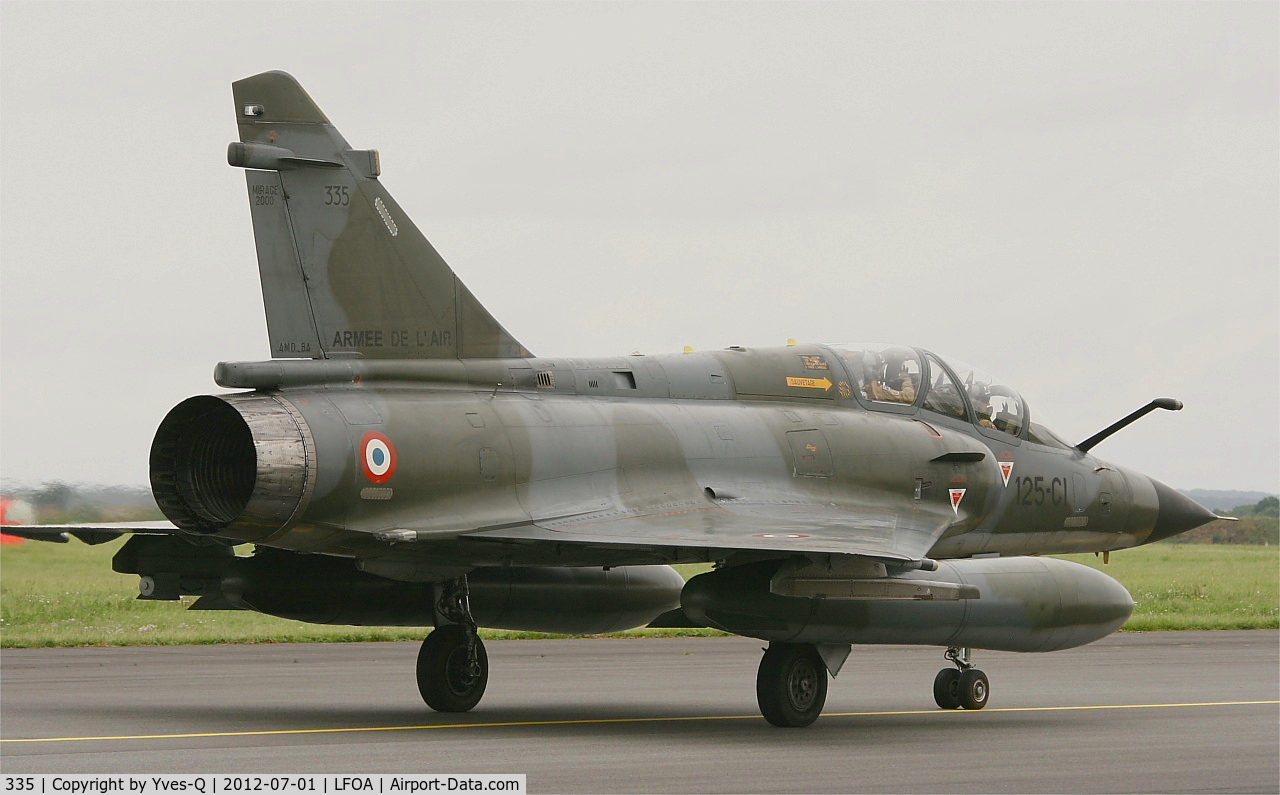 335, Dassault Mirage 2000N C/N 261, French Air Force Dassault Mirage 2000N (125-AW), Taxiing after display, Avord Air Base 702 (LFOA) open day 2012