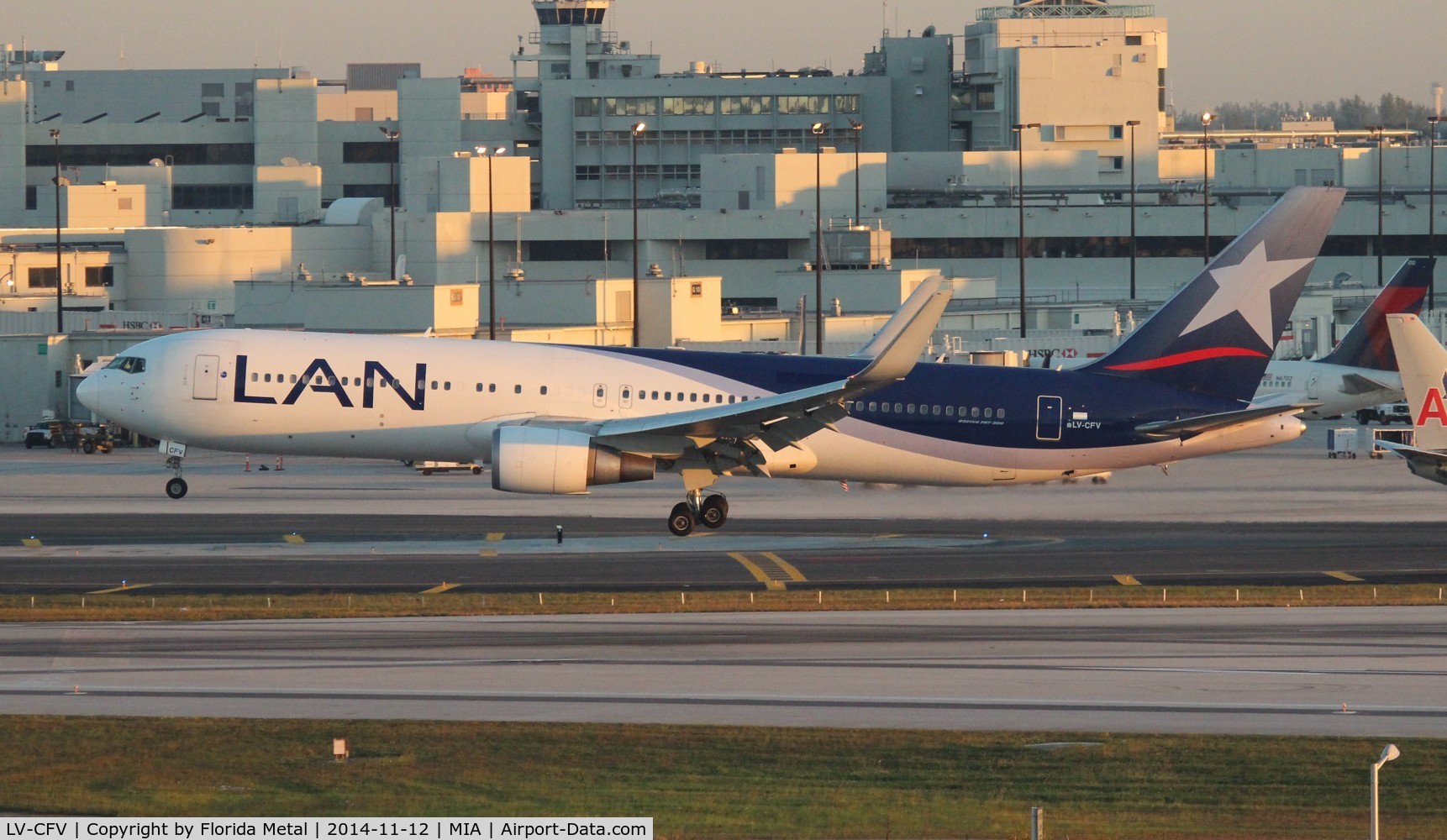 LV-CFV, 2006 Boeing 767-316/ER C/N 34629, LAN Argentina