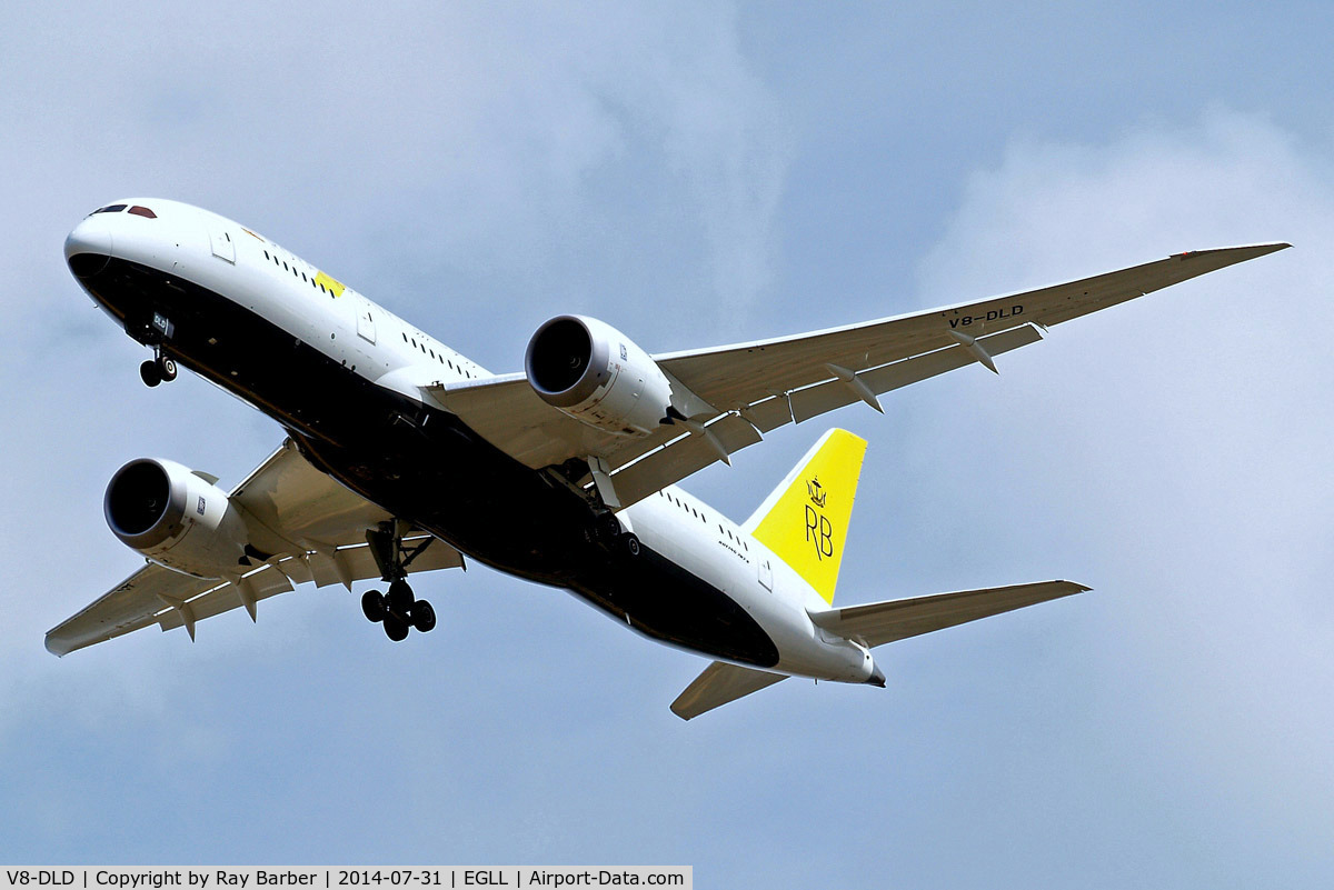V8-DLD, 2014 Boeing 787-8 Dreamliner C/N 34788, Boeing 787-8 Dreamliner [34788] (Royal Brunei Airlines) Home~G 31/07/2014. On approach 27R.