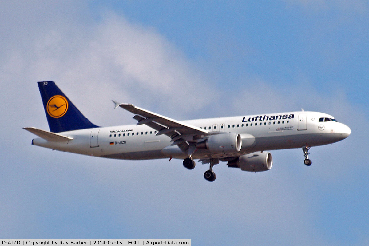 D-AIZD, 2010 Airbus A320-214 C/N 4191, Airbus A320-214 [4191] (Lufthansa) Home~G 15/07/2014. On approach 27L.