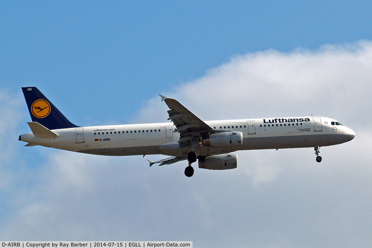 D-AIRB, 1993 Airbus A321-131 C/N 0468, Airbus A321-131 [0468] (Lufthansa) Home~G 15/07/2014. On approach 27L.