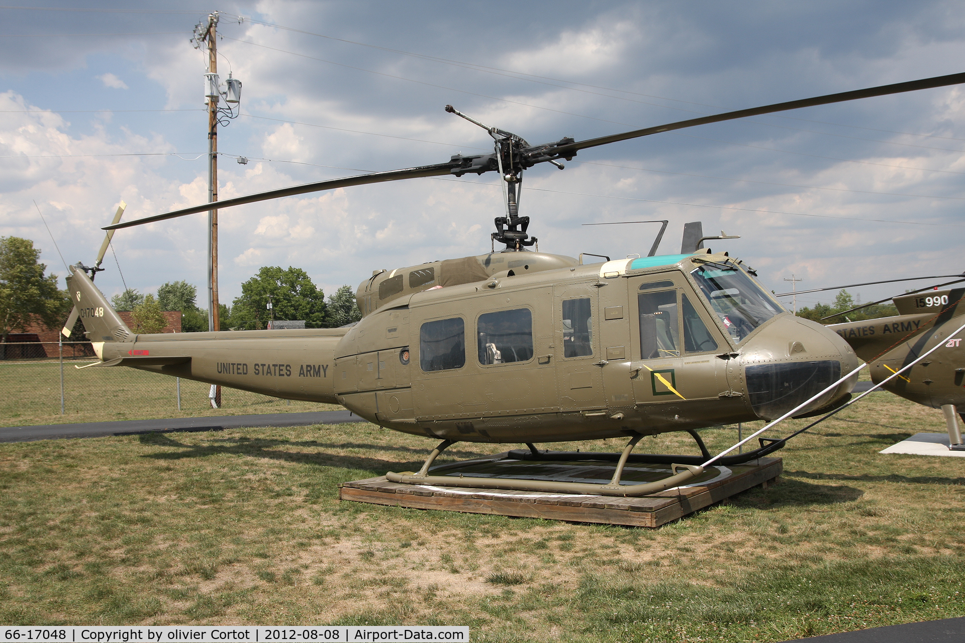66-17048, 1966 Bell UH-1H Iroquois C/N 9242, Motts museum