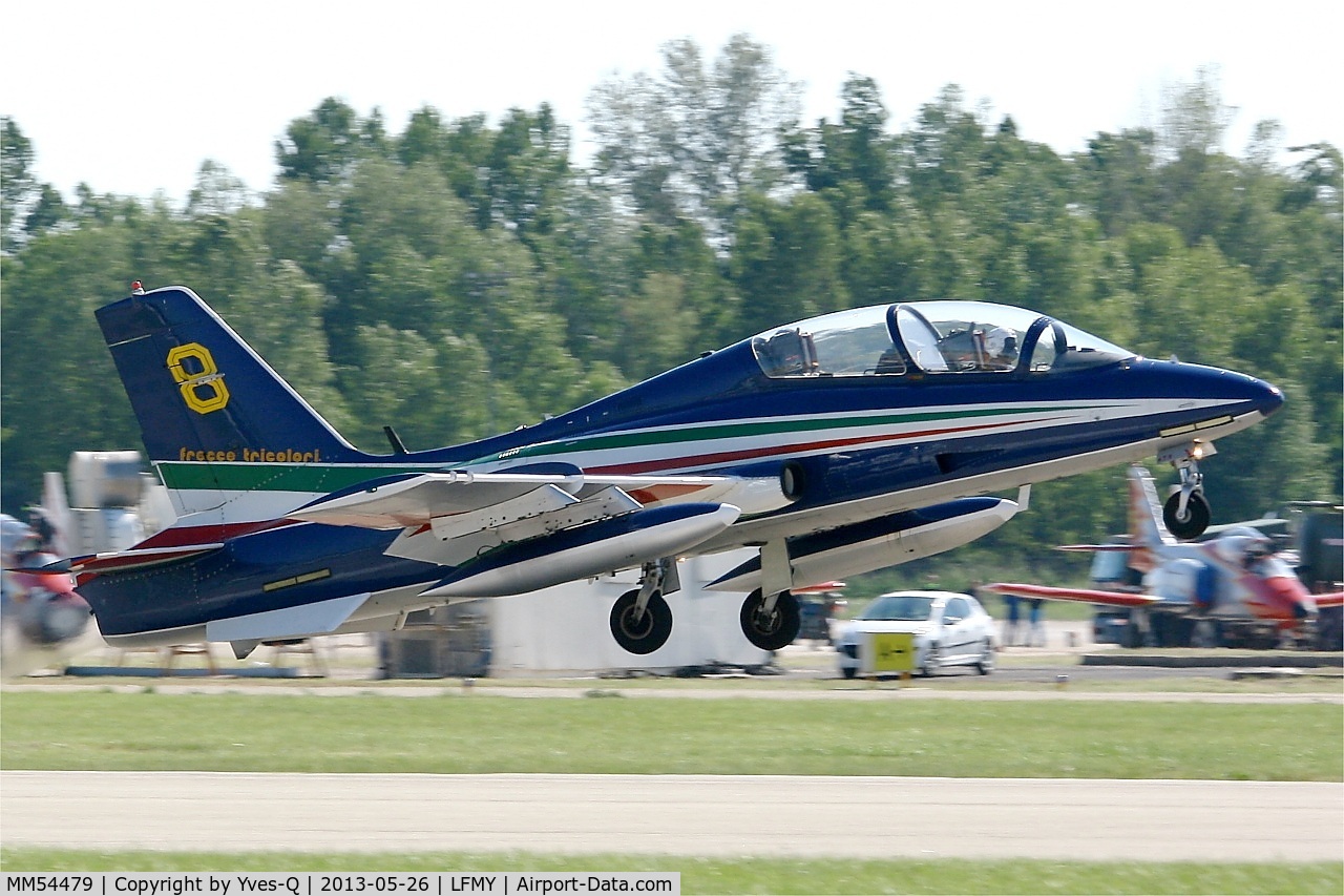 MM54479, Aermacchi MB-339PAN C/N 6674/069/AD008, Italian Air Force Aermacchi MB-339PAN, Number 8 in may 2013, Frecce Tricolori Aerobatic Team, Take off rwy 34, Salon De Provence Air Base 701 (LFMY)
