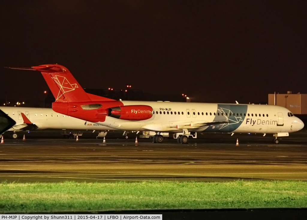 PH-MJP, 1995 Fokker 100 (F-28-0100) C/N 11505, Night stop... parked at the General Aviation area