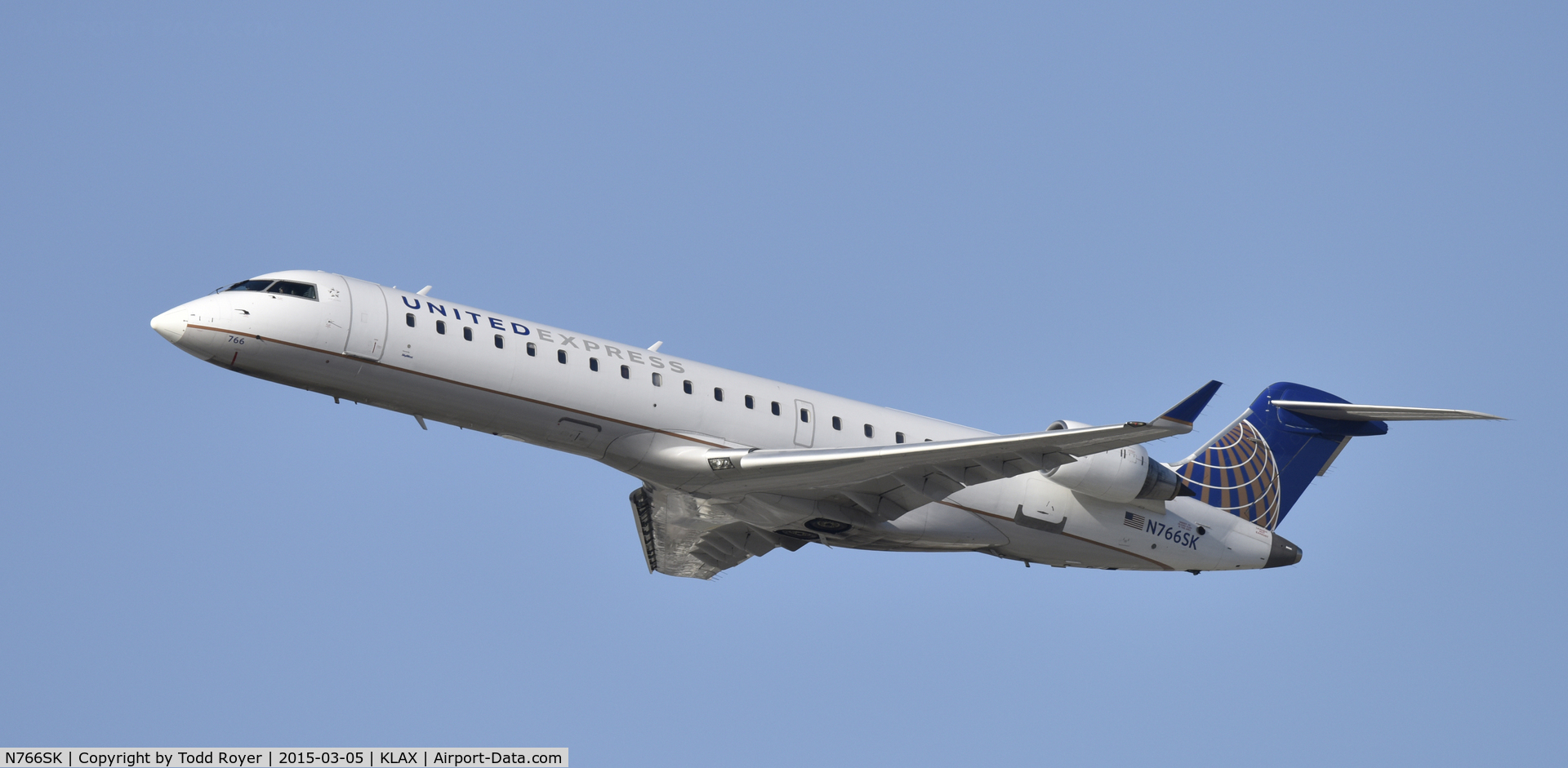 N766SK, 2005 Bombardier CRJ-702 (CL-600-2C10) Regional Jet C/N 10232, Departing LAX