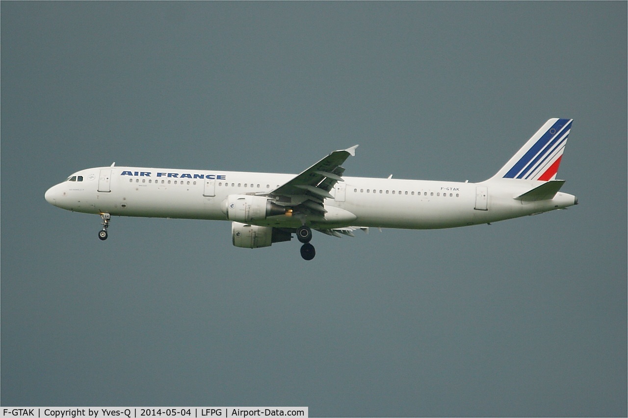 F-GTAK, 2001 Airbus A321-211 C/N 1658, Airbus A321-211, Short approach rwy 27R, Paris Charles De Gaulle Airport (LFPG-CDG)
