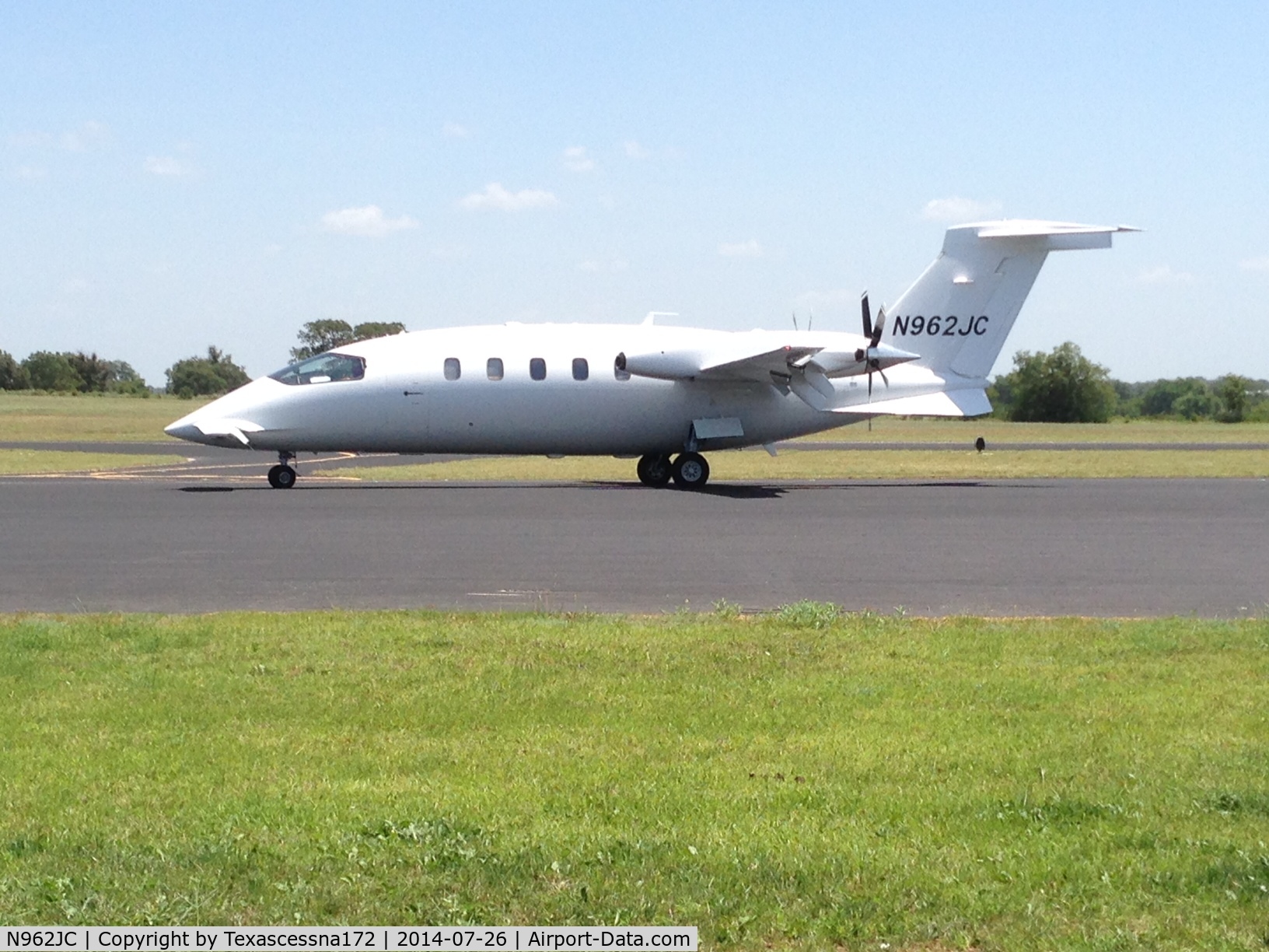 N962JC, 2002 Piaggio P-180 C/N 1062, Photo taken at Stephenville, Texas on July 26, 2014. Landed on 4209'X75' runway.