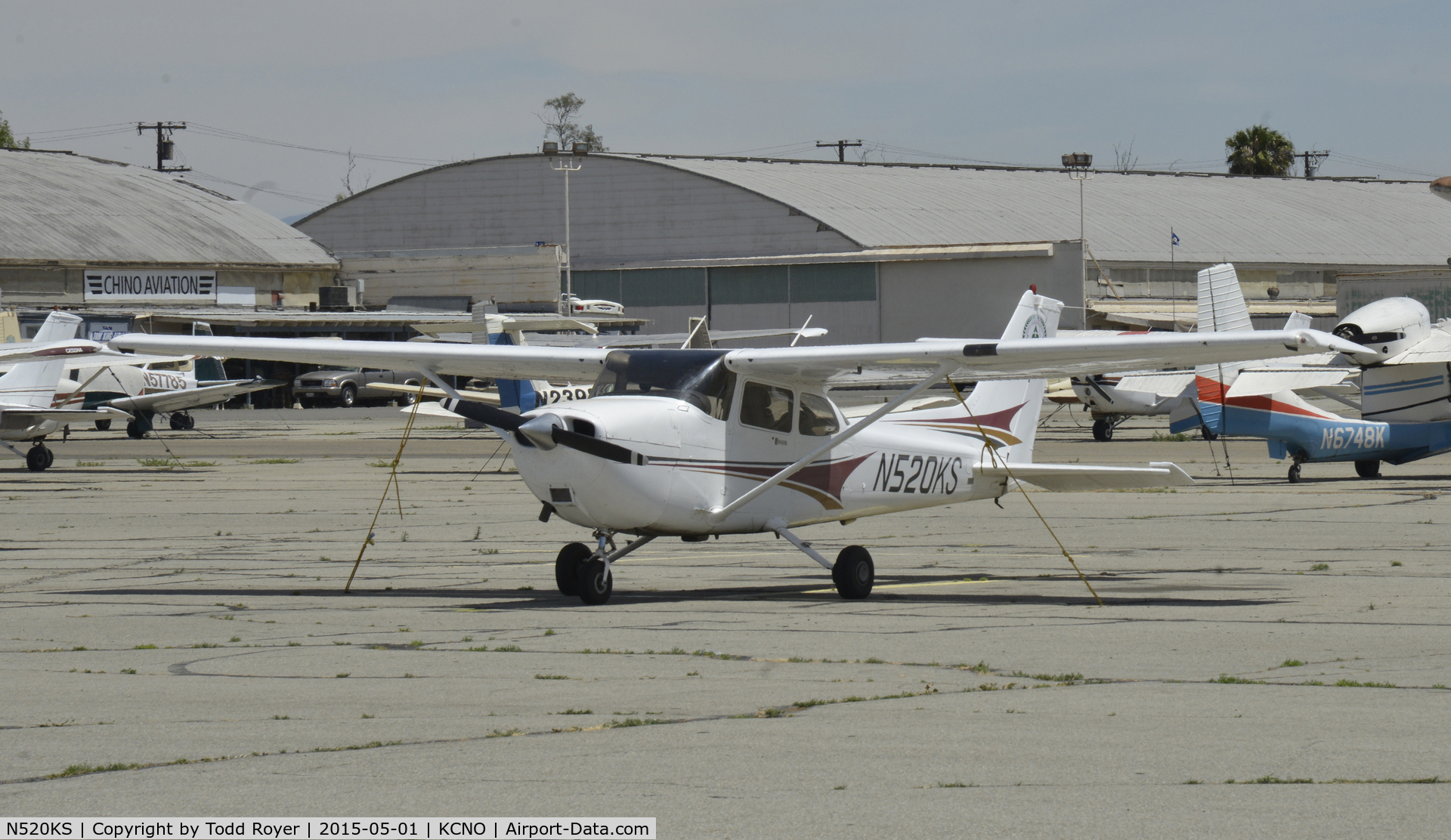 N520KS, 2004 Cessna 172S C/N 172S9734, Parked at Chino