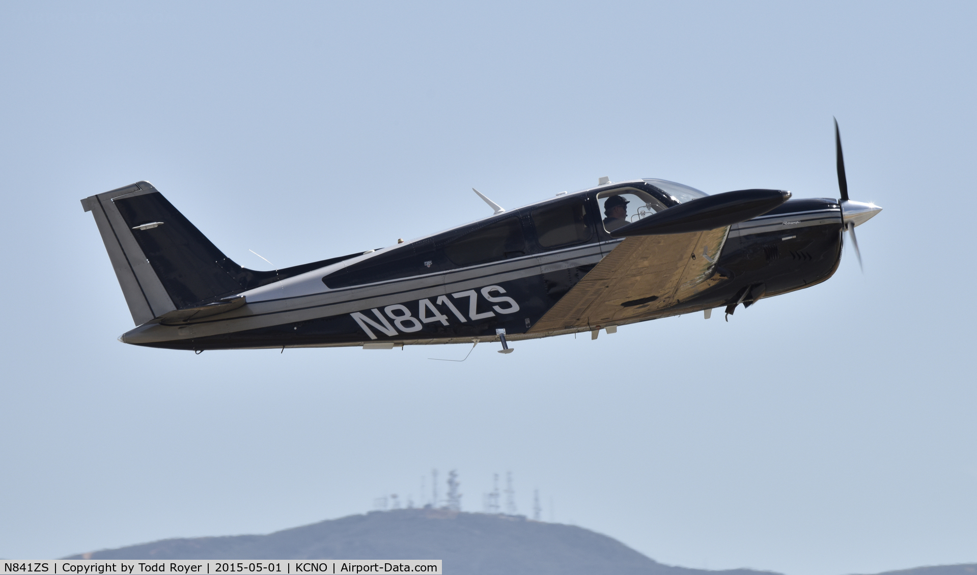 N841ZS, 1979 Beech F33A Bonanza C/N CE841, Departing Chino