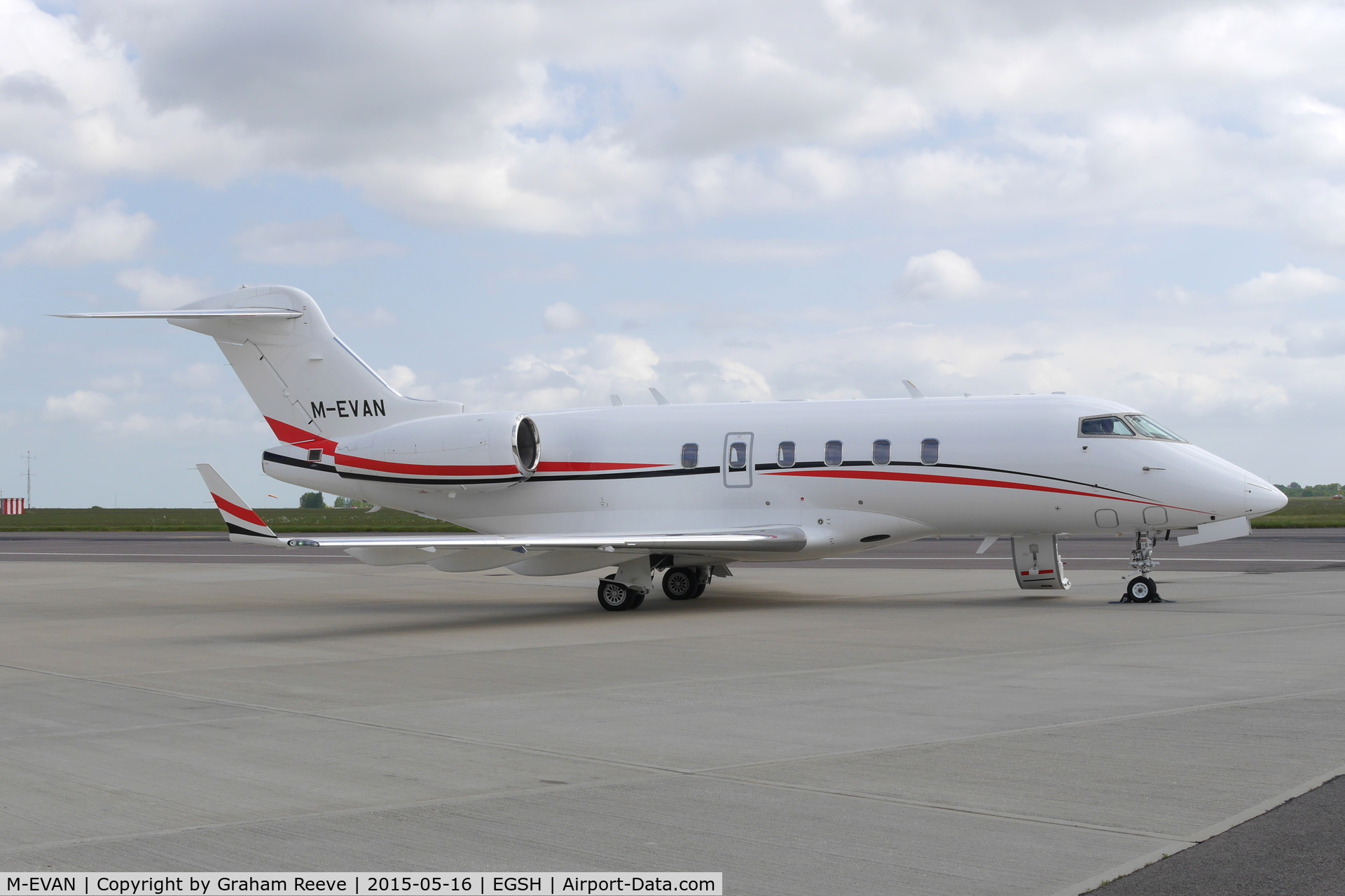 M-EVAN, 2006 Bombardier Challenger 300 (BD-100-1A10) C/N 20096, Parked at Norwich.