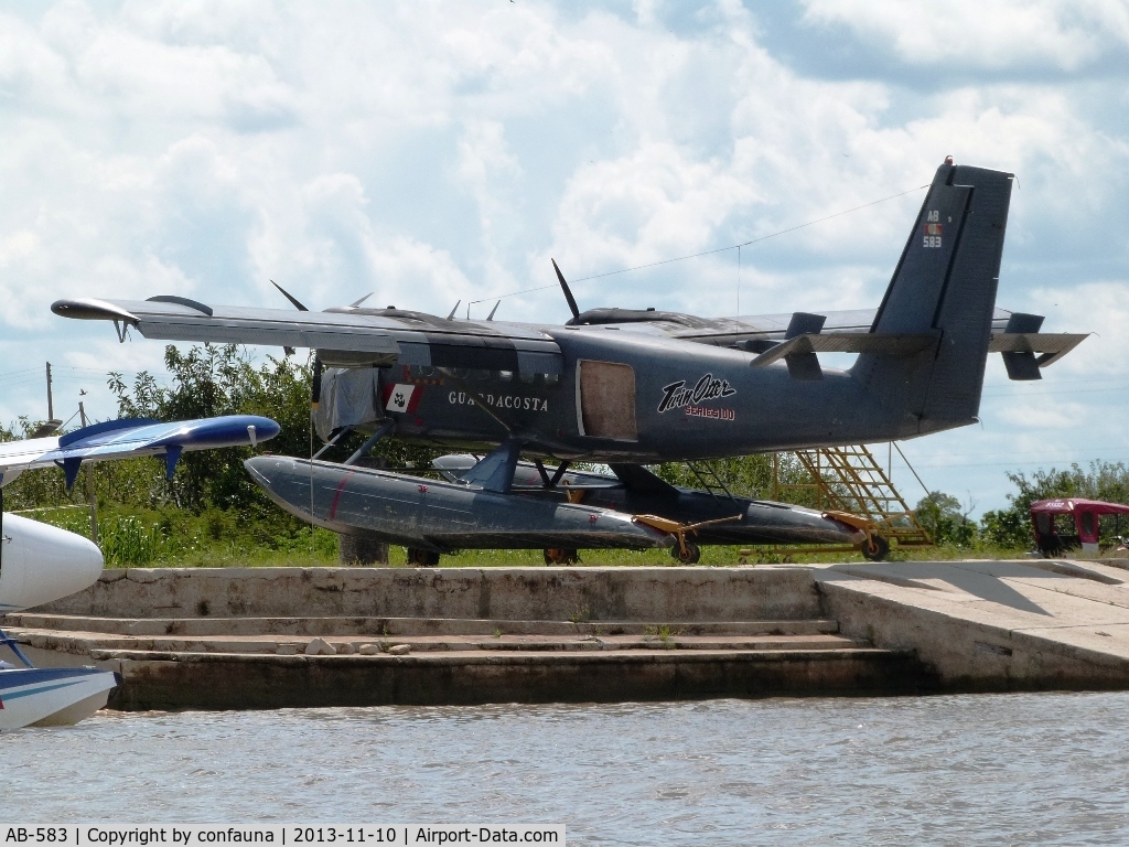 AB-583, 1965 De Havilland Canada DHC-6-100 Twin Otter C/N 3, Parked on the shore, Iquitos