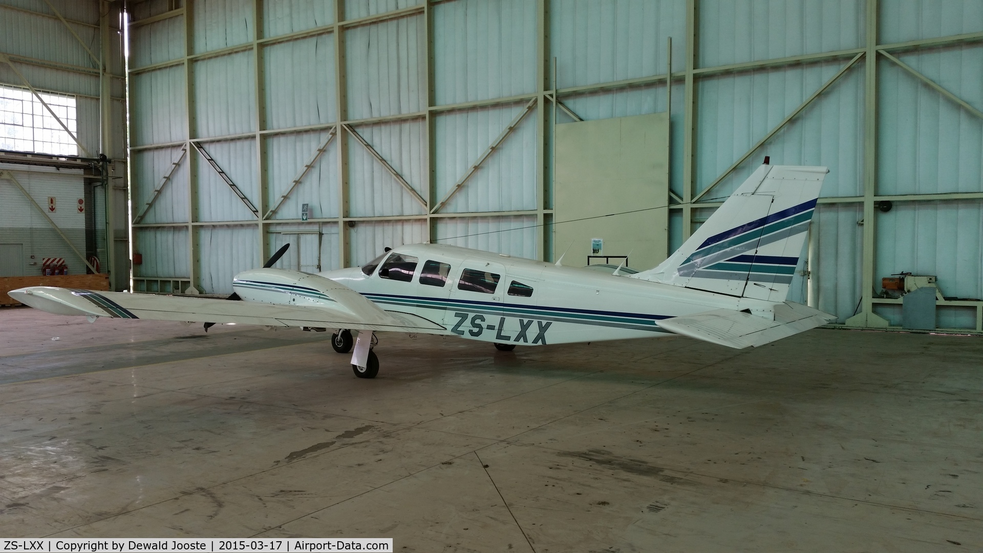 ZS-LXX, Piper PA-34-200T C/N 347870303, Aircraft found in a hangar at Denel Aerostructures.
