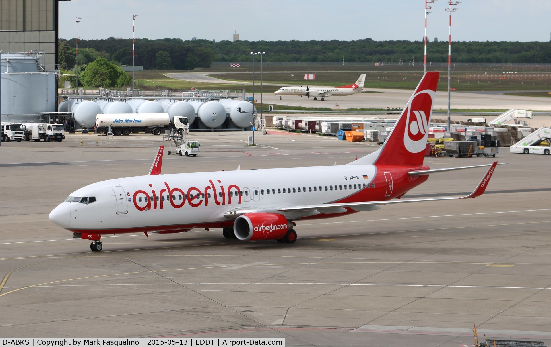 D-ABKS, 2011 Boeing 737-86J C/N 36880, Boeing 737-800