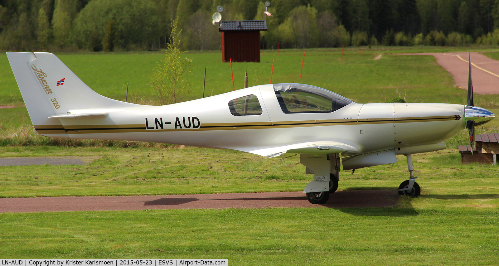 LN-AUD, Lancair 320 C/N 807, Parked outside owners house at Siljan Air Park.